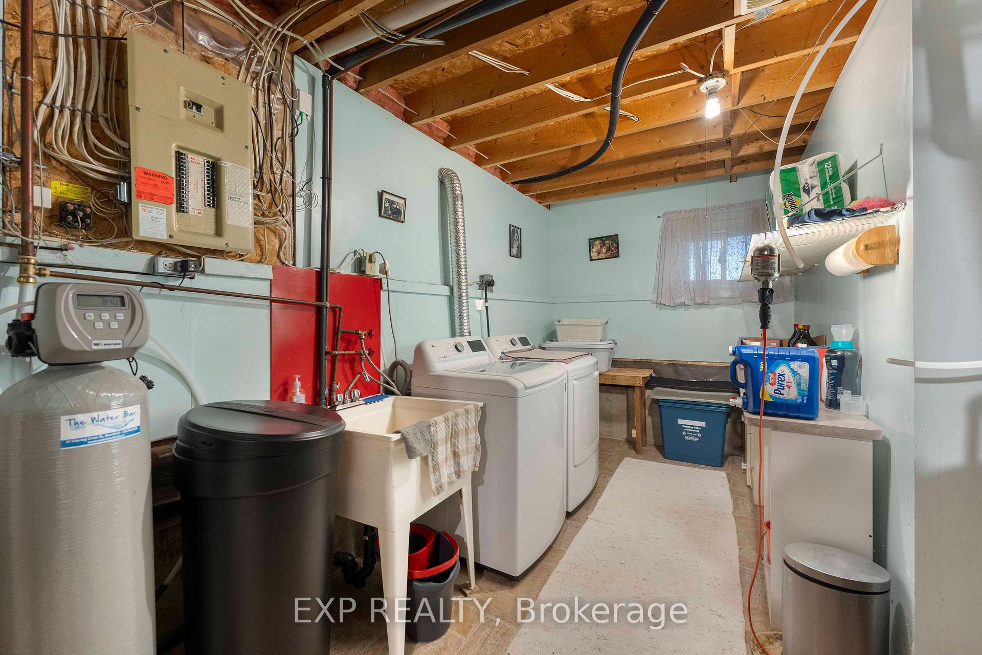 Photo 22 of 28 Sulky Road, Brantford, Lynden Hills — HOMEH
