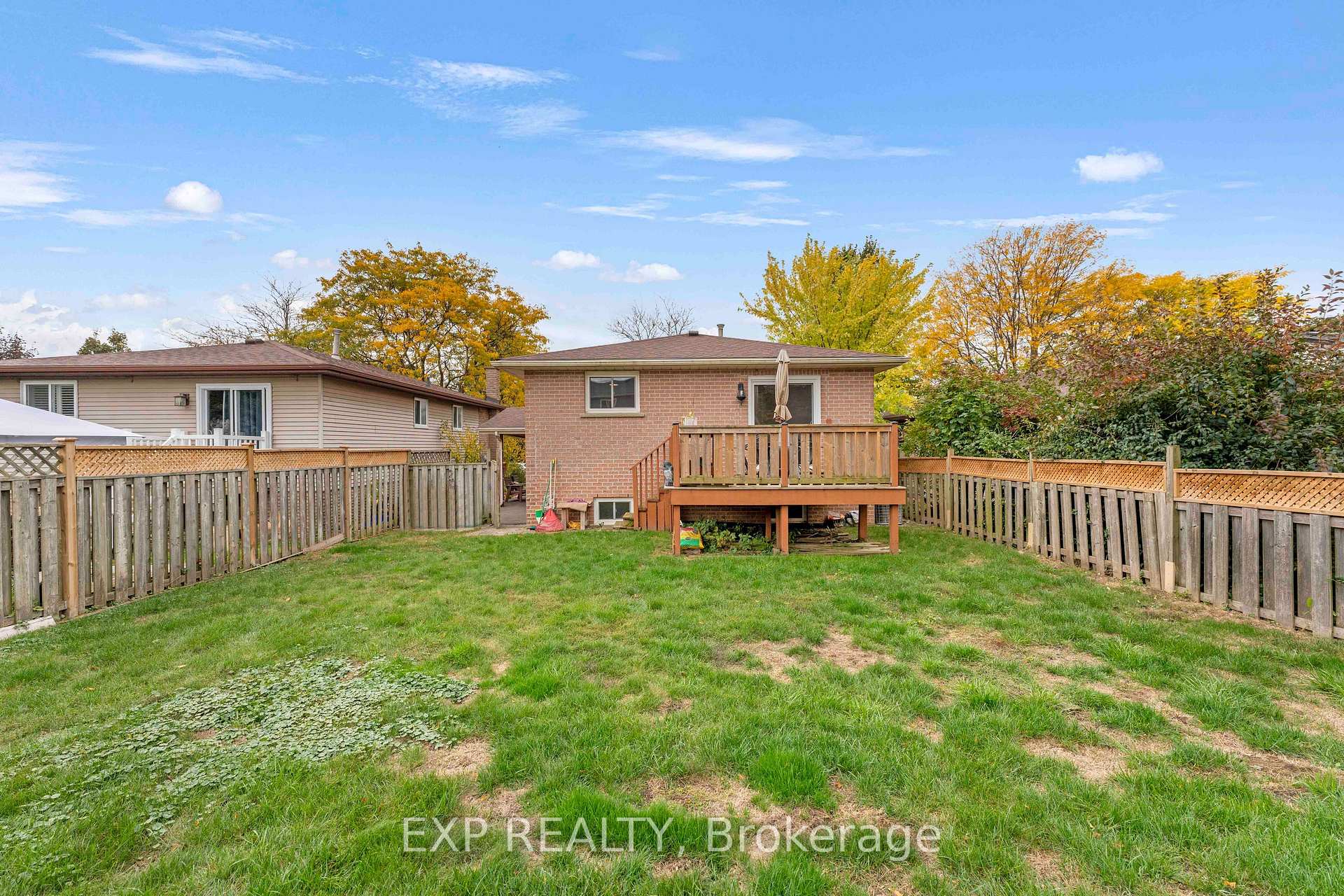 Photo 38 of 28 Sulky Road, Brantford, Lynden Hills — HOMEH