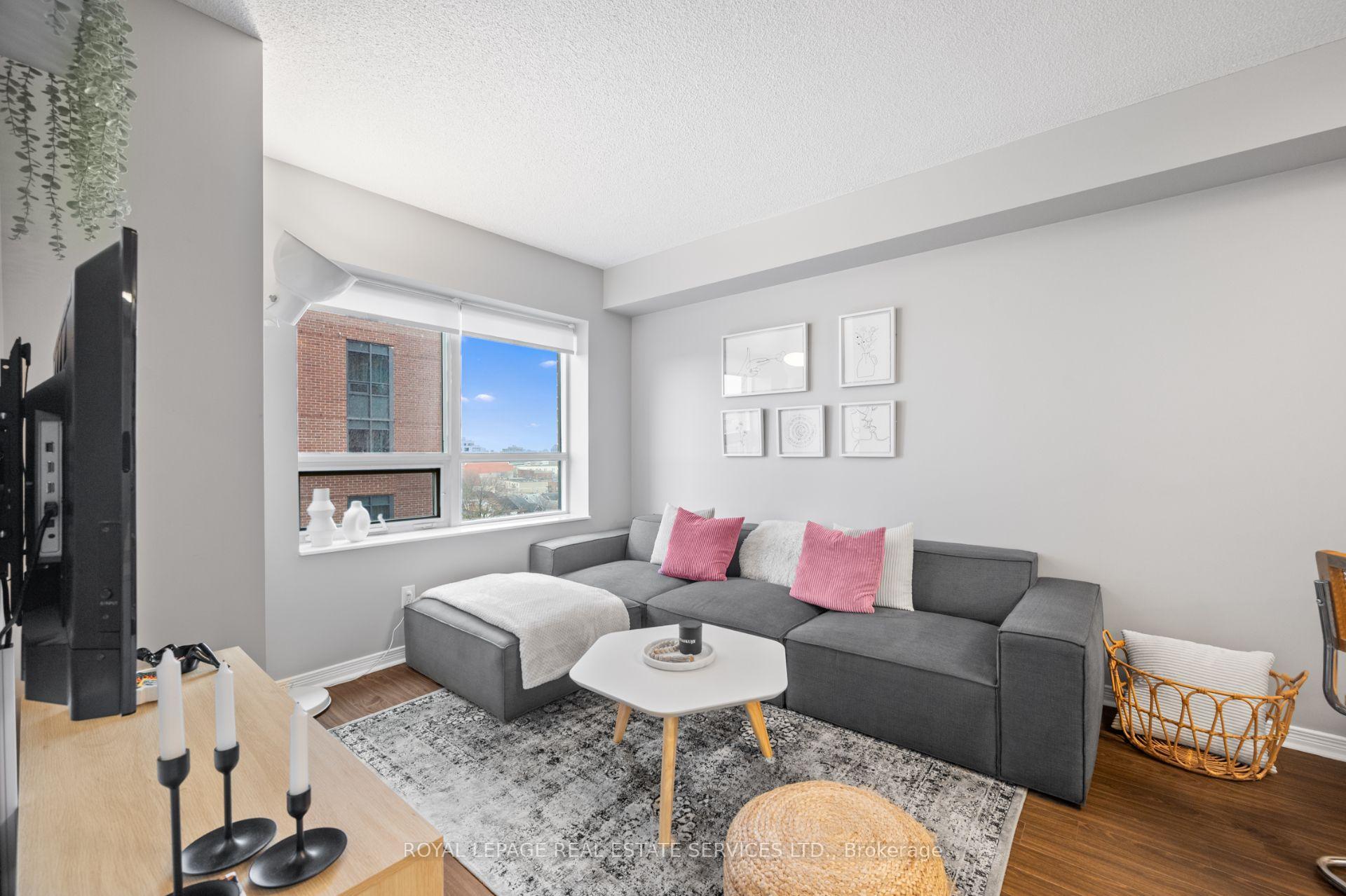 Photo 7 of Unit 834, 60 Heintzman Street, Toronto, Junction Area — HOMEH