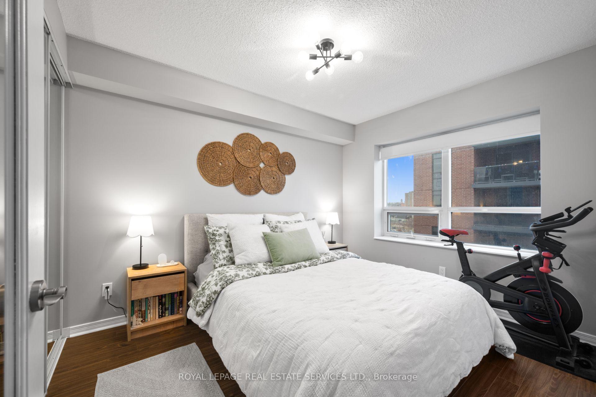 Photo 10 of Unit 834, 60 Heintzman Street, Toronto, Junction Area — HOMEH