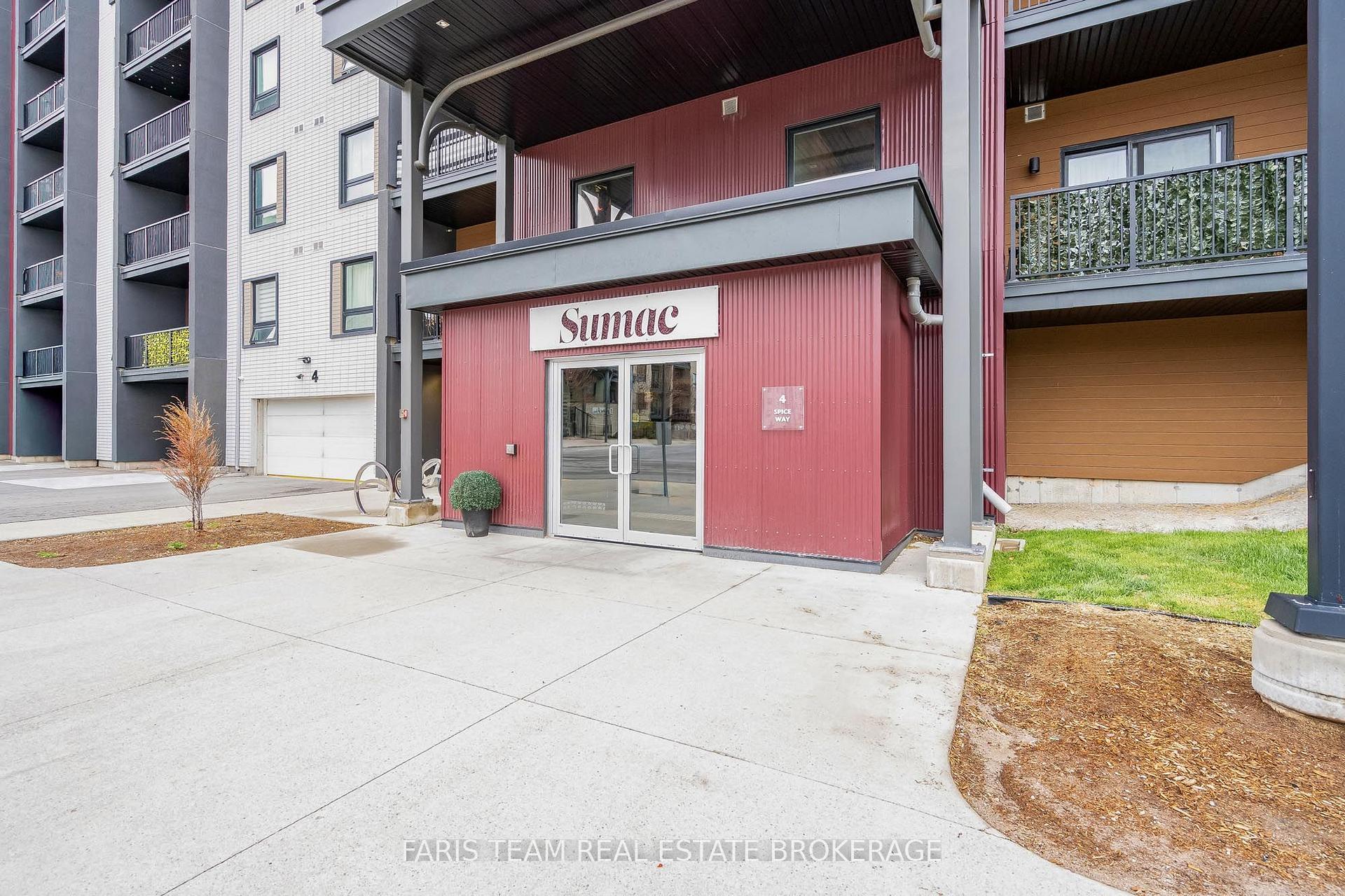 Photo 3 of Unit 315, 4 Spice Way, Barrie, Rural Barrie Southeast — HOMEH