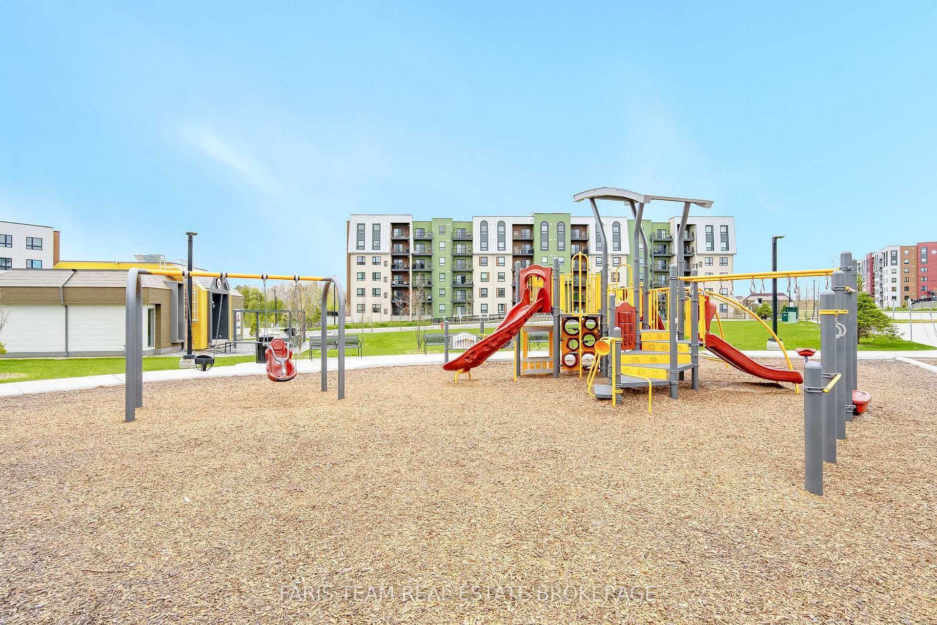 Photo 14 of Unit 315, 4 Spice Way, Barrie, Rural Barrie Southeast — HOMEH
