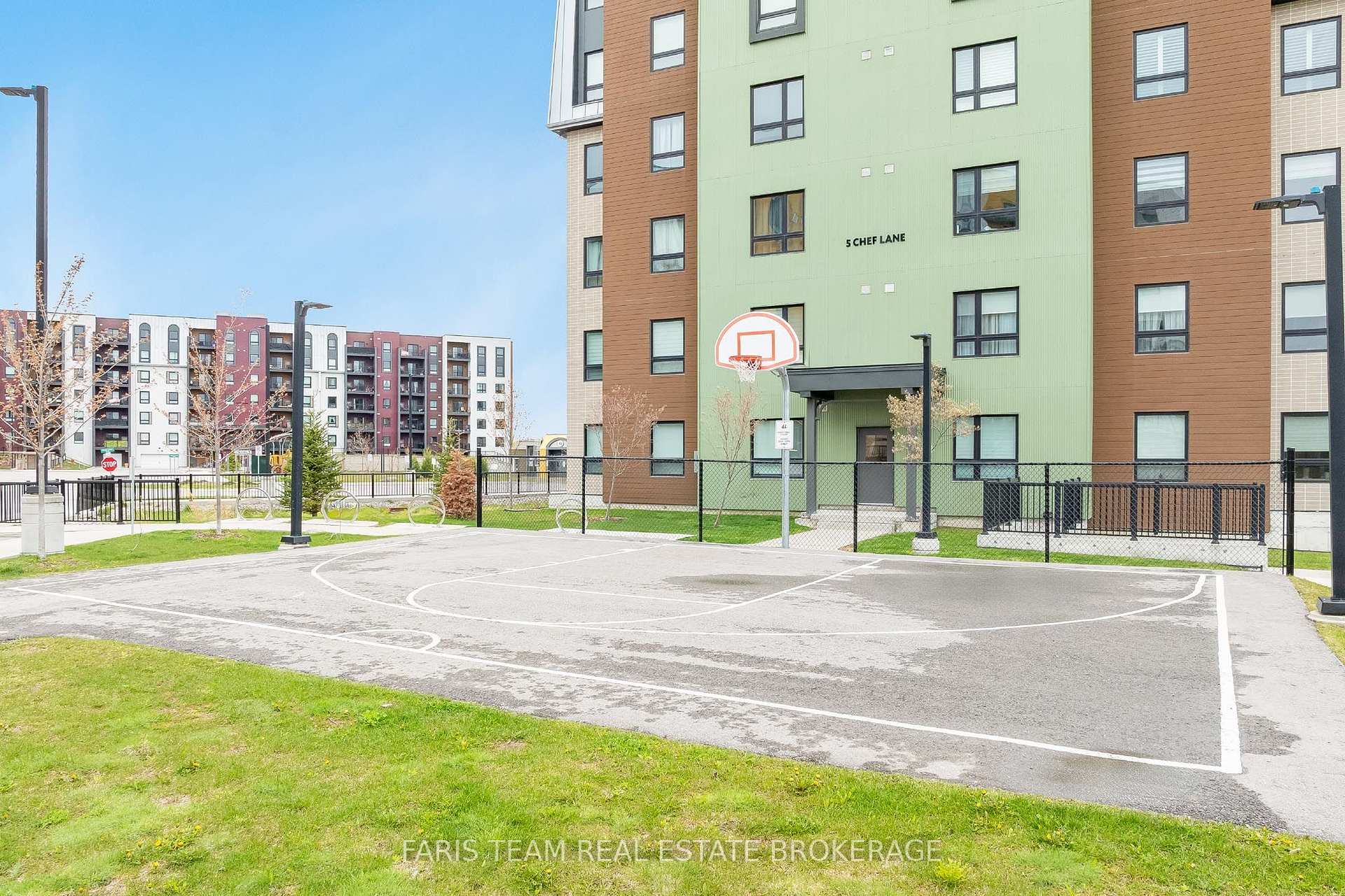 Photo 18 of Unit 315, 4 Spice Way, Barrie, Rural Barrie Southeast — HOMEH