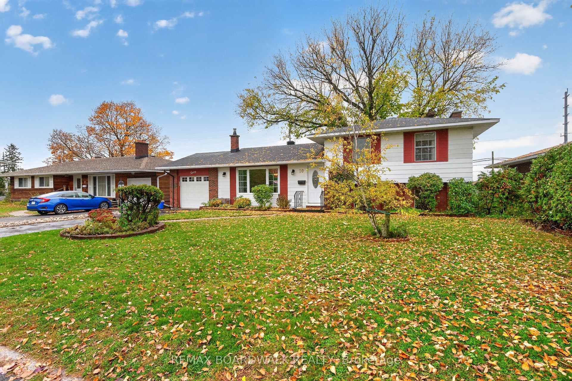 Photo 46 of 20 Tripp Crescent, Ottawa, Barrhaven - Pheasant Run — HOMEH