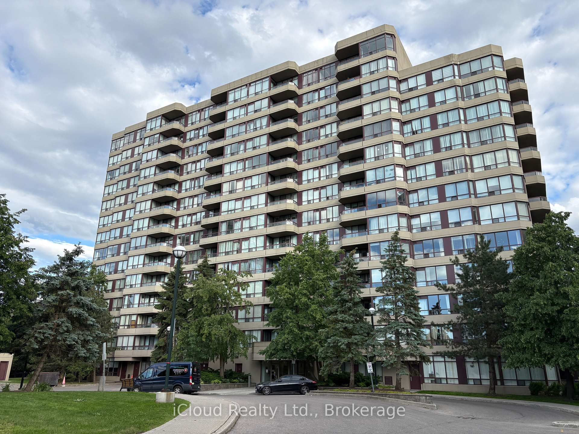 Photo of Unit 710, 91 Townsgate Drive