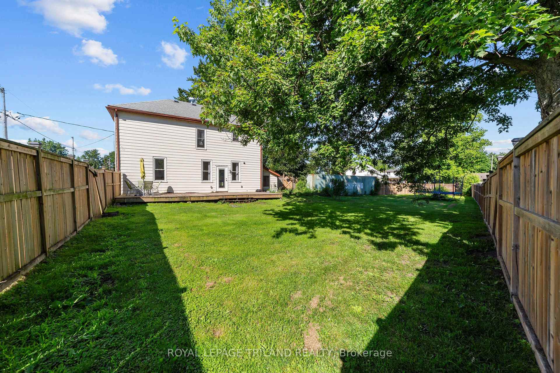 Photo 14 of 15 Dundas Street, Newbury — HOMEH
