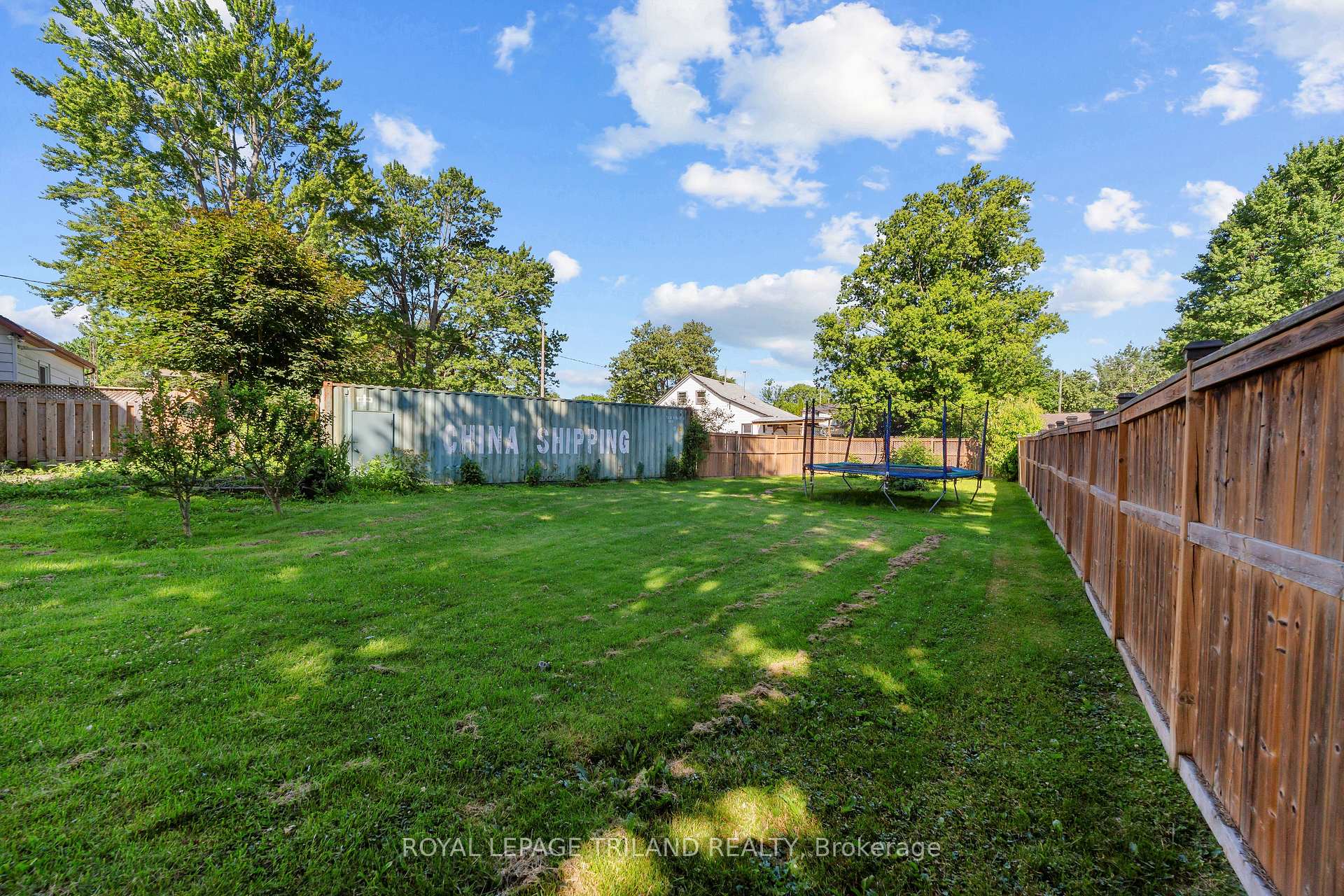 Photo 15 of 15 Dundas Street, Newbury — HOMEH