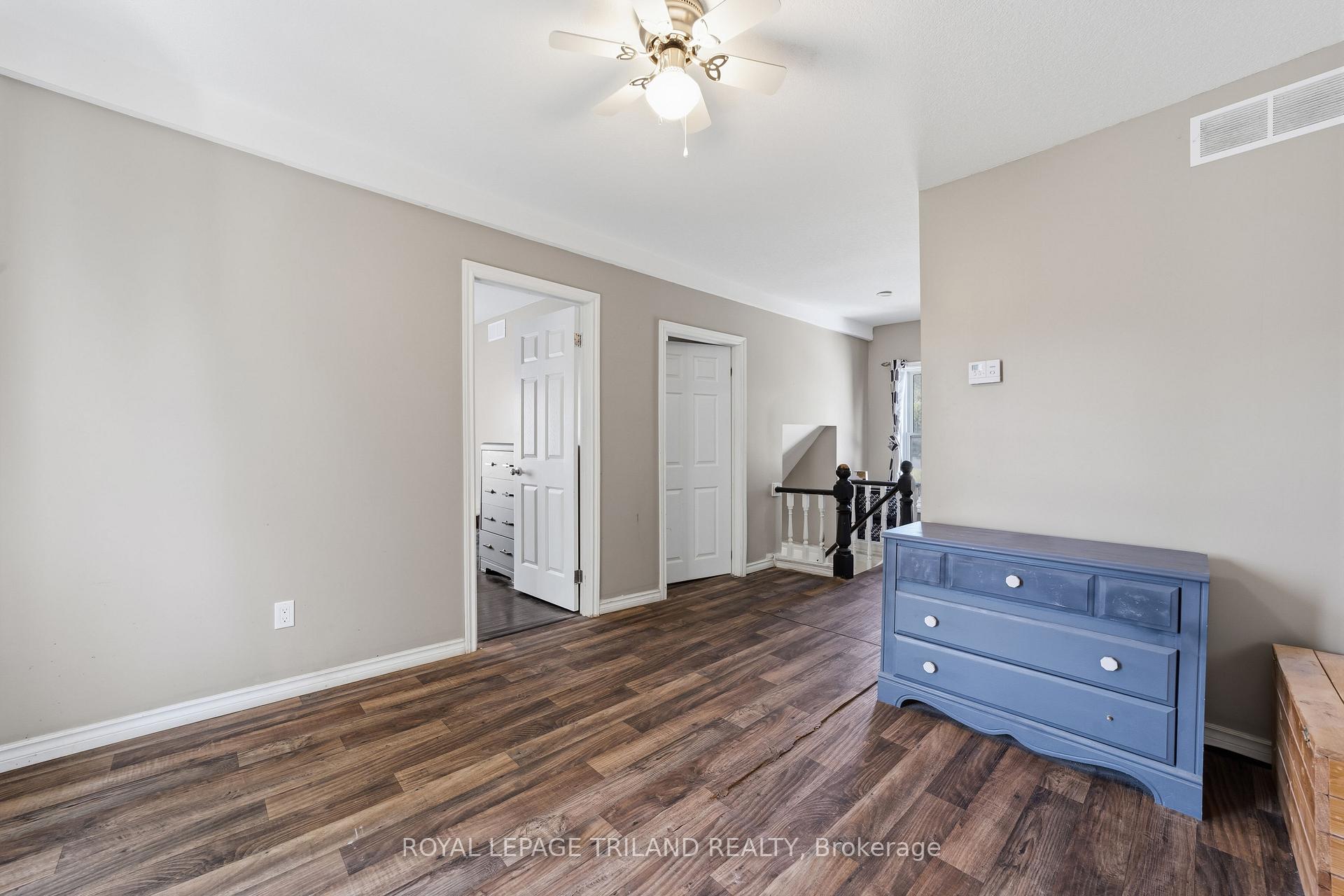 Photo 36 of 15 Dundas Street, Newbury — HOMEH