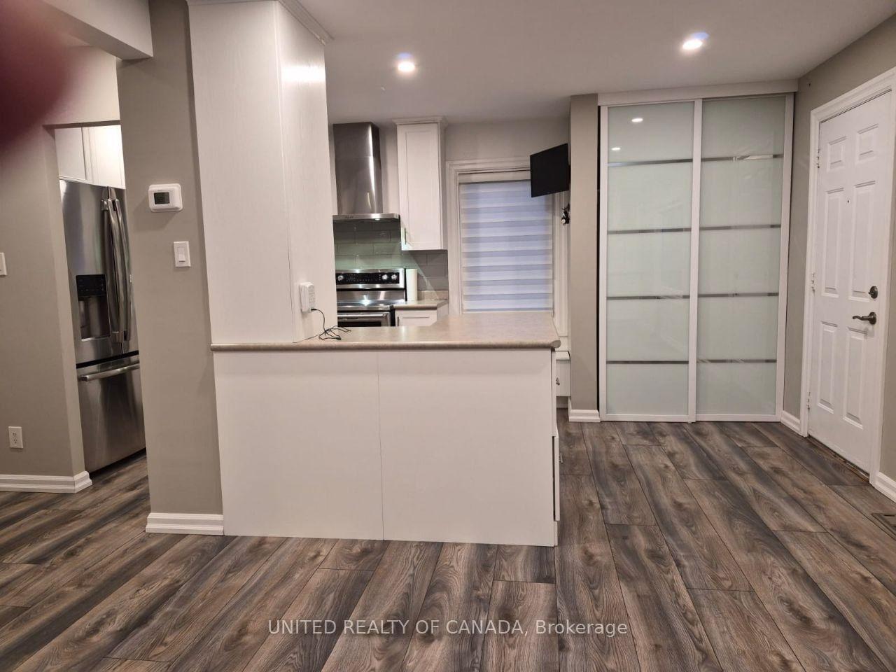 Photo 8 of 790 The Queensway, Etobicoke, Stonegate-Queensway — HOMEH