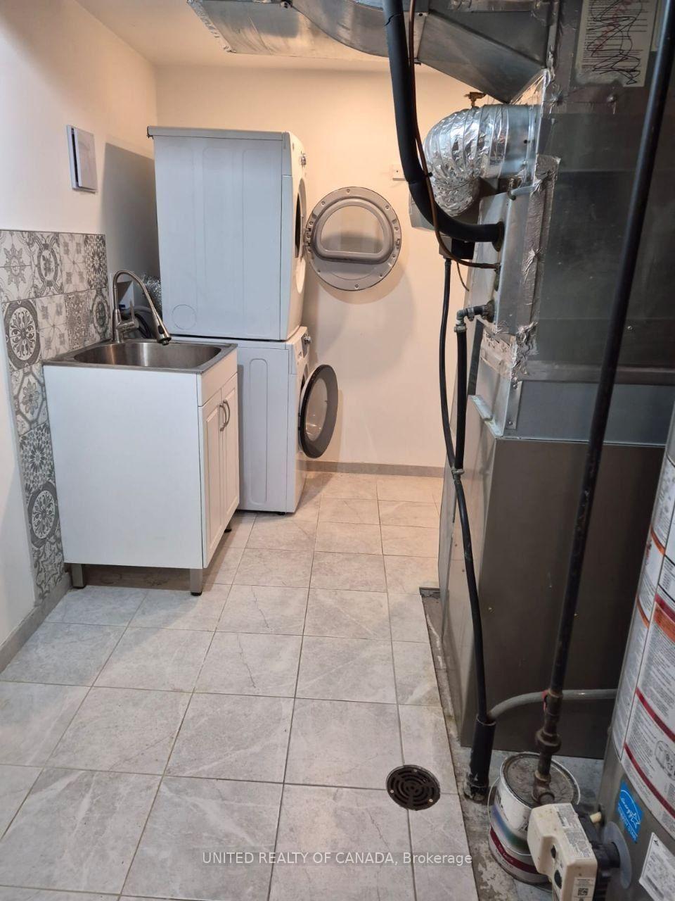 Photo 13 of 790 The Queensway, Etobicoke, Stonegate-Queensway — HOMEH