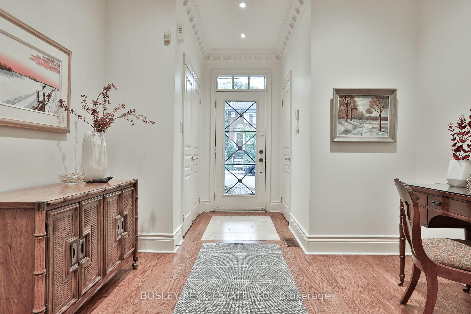 Photo 2 of 128 Hillsdale Avenue E, Toronto, Mount Pleasant West — HOMEH