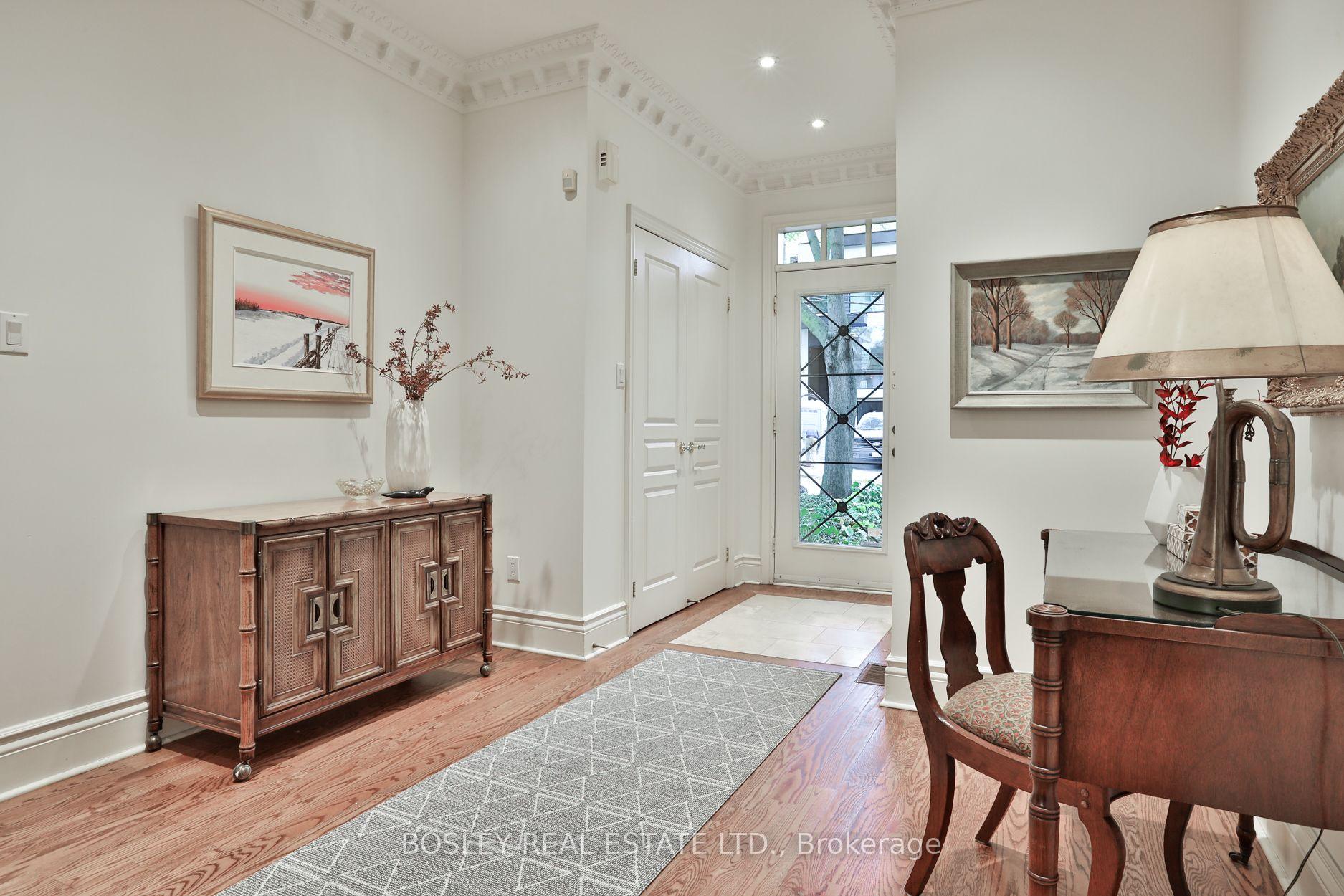 Photo 3 of 128 Hillsdale Avenue E, Toronto, Mount Pleasant West — HOMEH