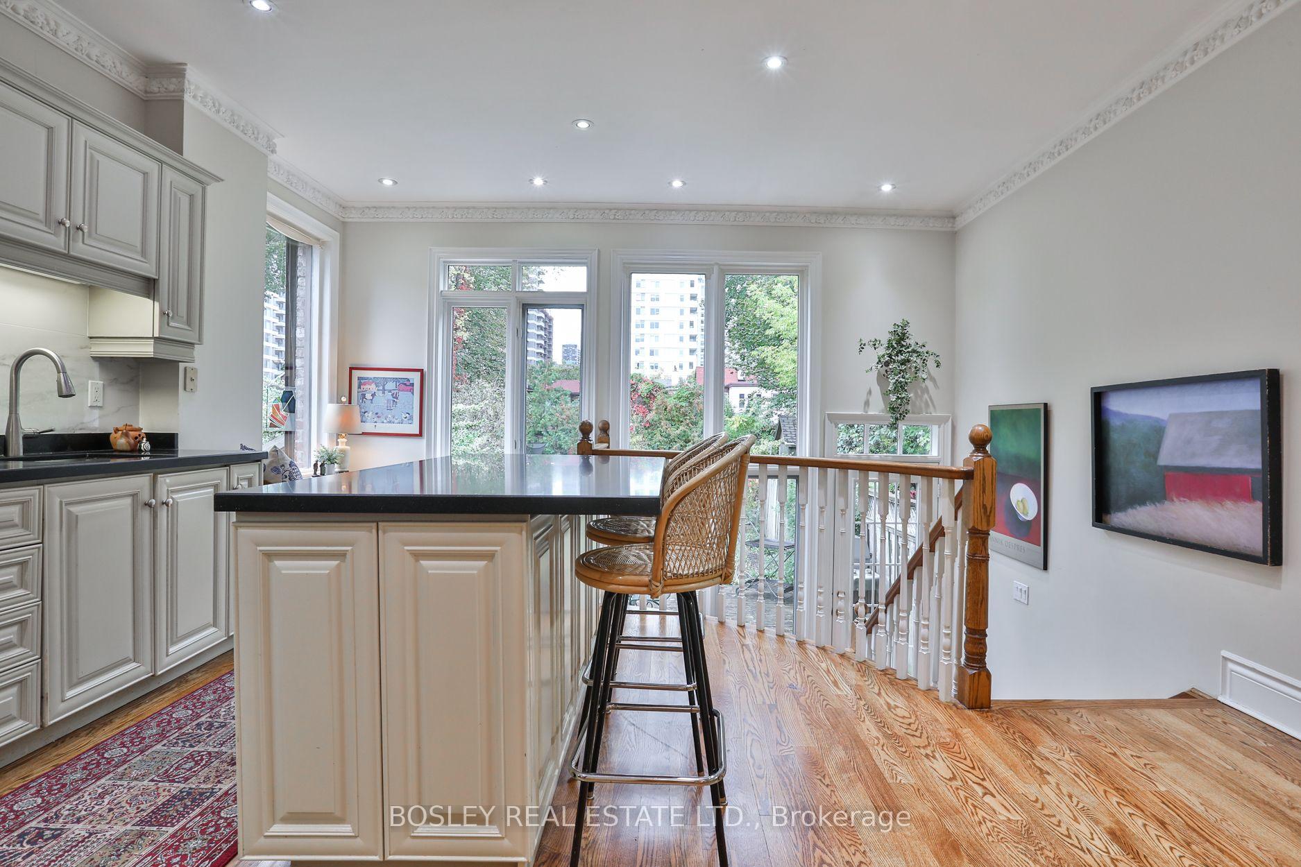 Photo 11 of 128 Hillsdale Avenue E, Toronto, Mount Pleasant West — HOMEH