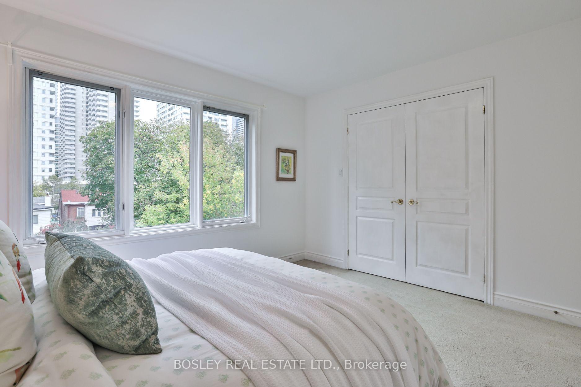 Photo 34 of 128 Hillsdale Avenue E, Toronto, Mount Pleasant West — HOMEH