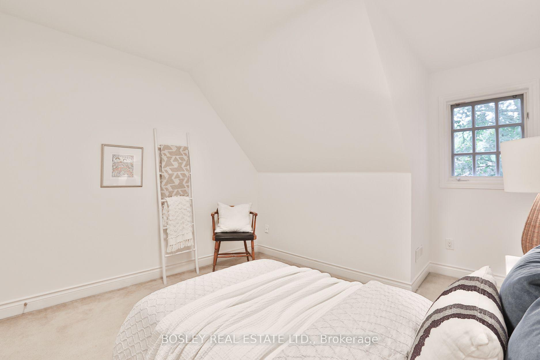 Photo 37 of 128 Hillsdale Avenue E, Toronto, Mount Pleasant West — HOMEH