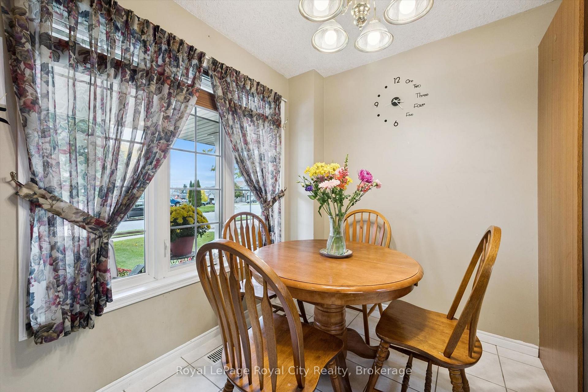 Photo 6 of 133 Bradson Drive, Guelph, Grange Road — HOMEH