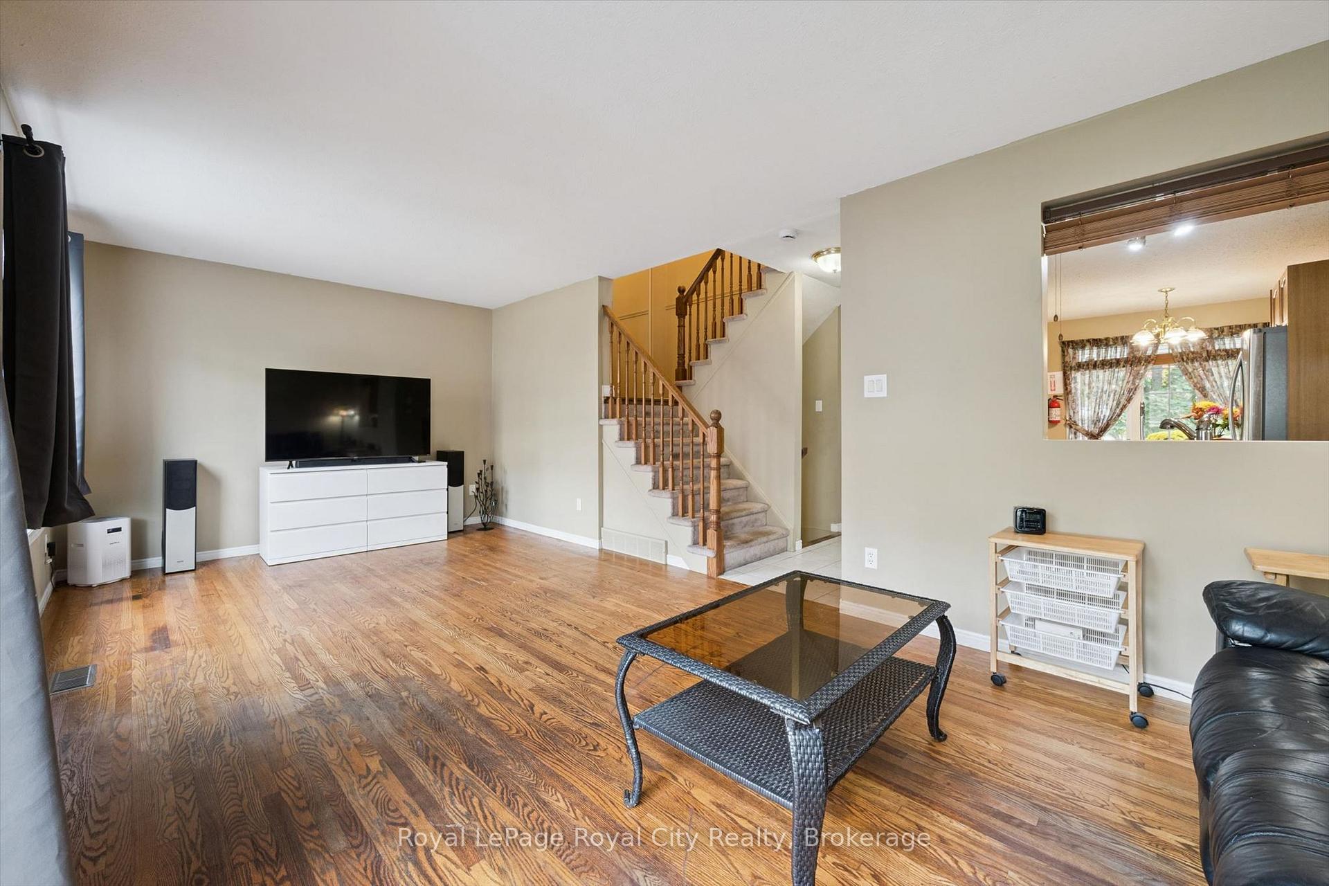 Photo 9 of 133 Bradson Drive, Guelph, Grange Road — HOMEH