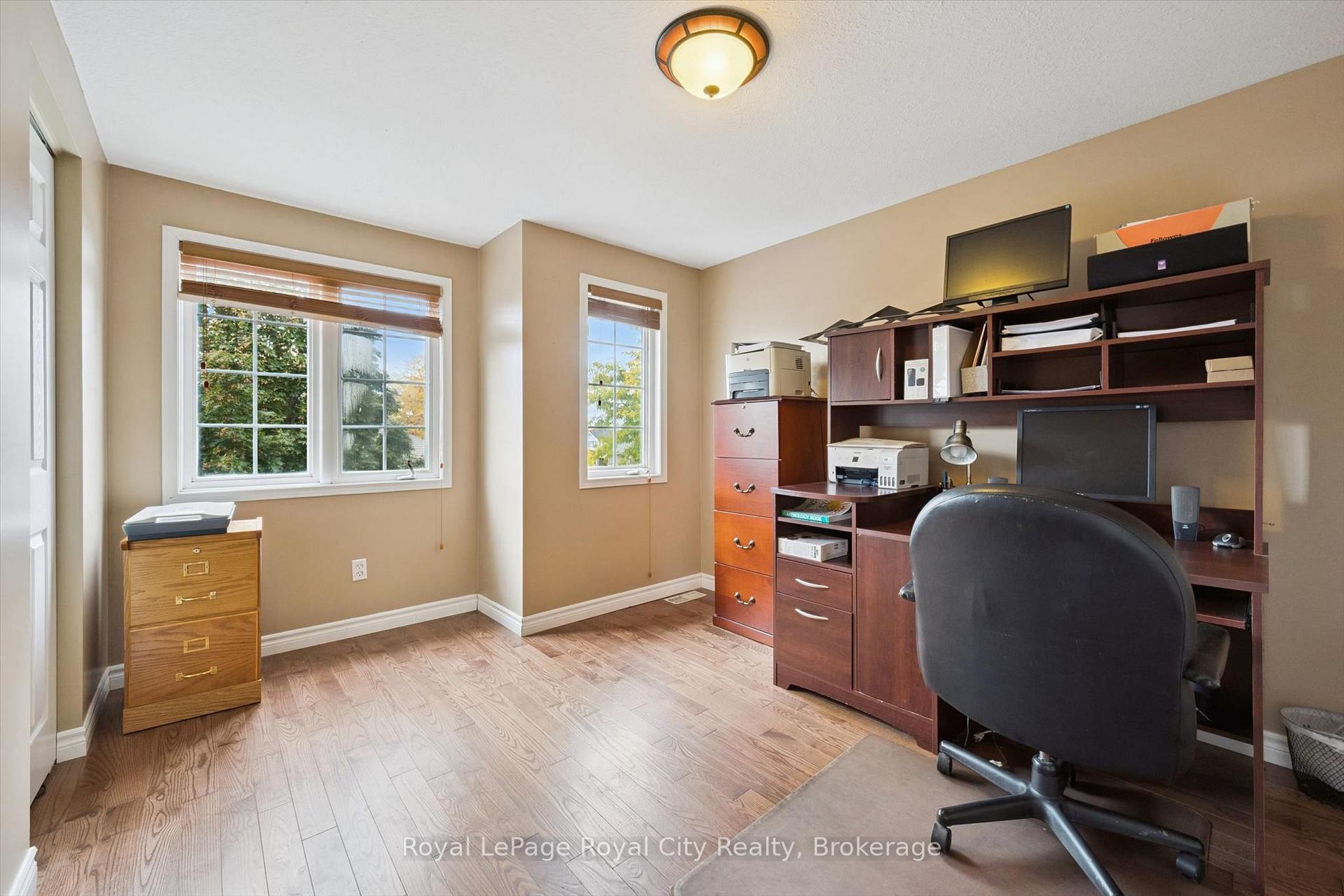 Photo 15 of 133 Bradson Drive, Guelph, Grange Road — HOMEH