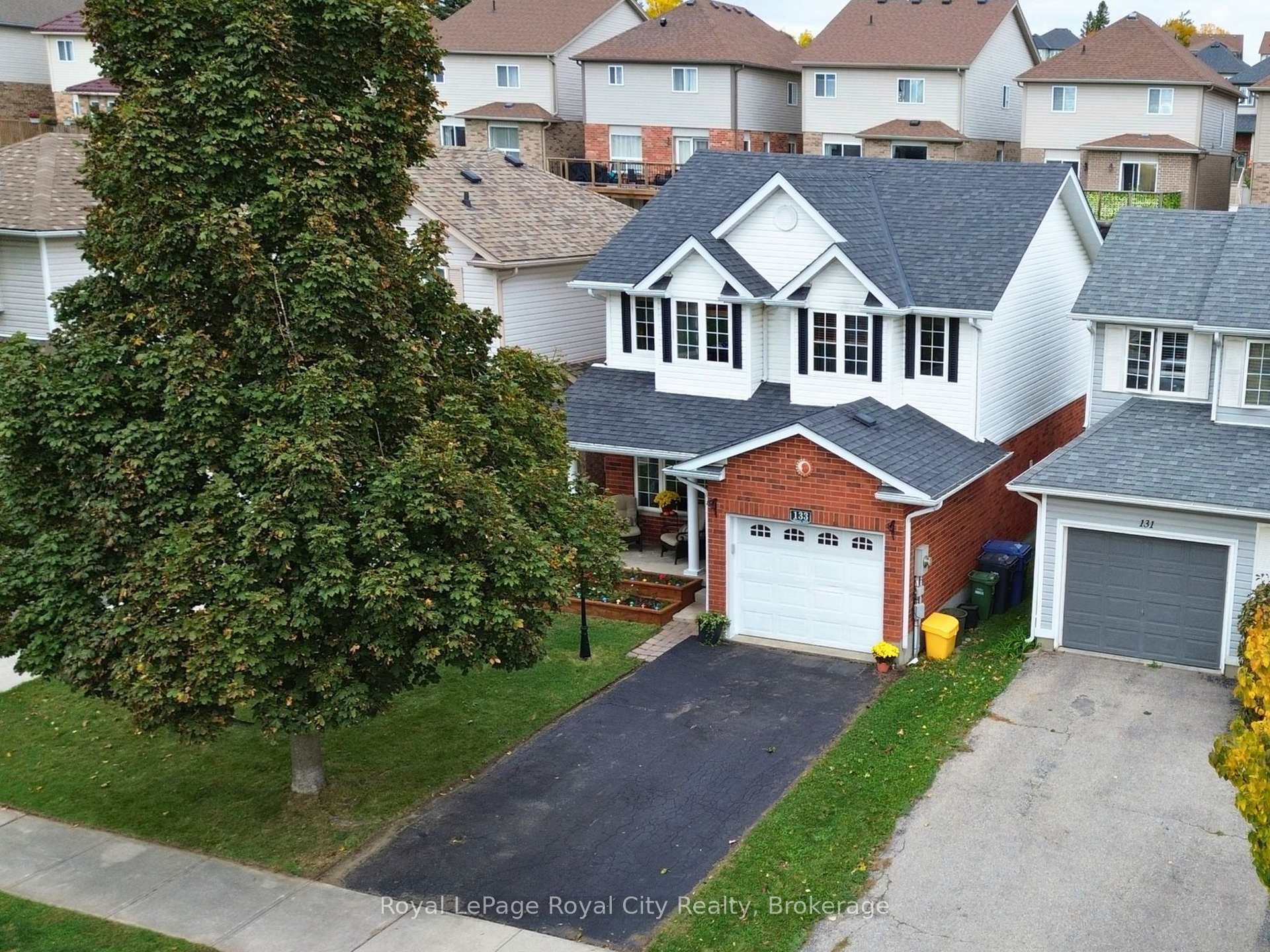 Photo 3 of 133 Bradson Drive, Guelph, Grange Road — HOMEH