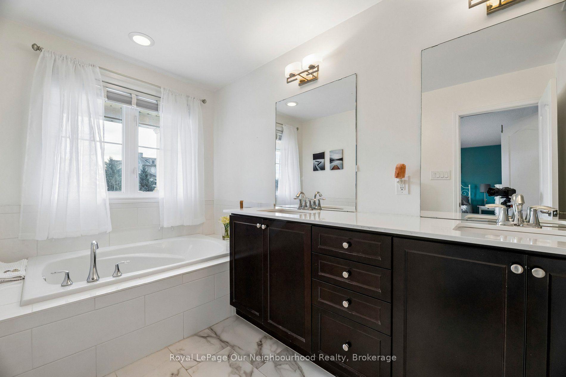 Photo 21 of 308 Lakebreeze Drive, Clarington, Newcastle — HOMEH