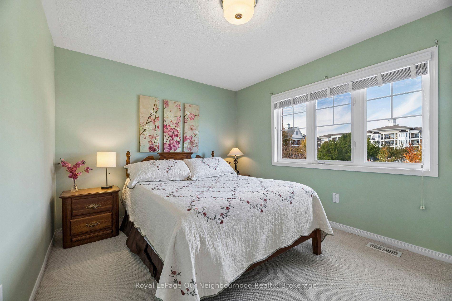 Photo 24 of 308 Lakebreeze Drive, Clarington, Newcastle — HOMEH