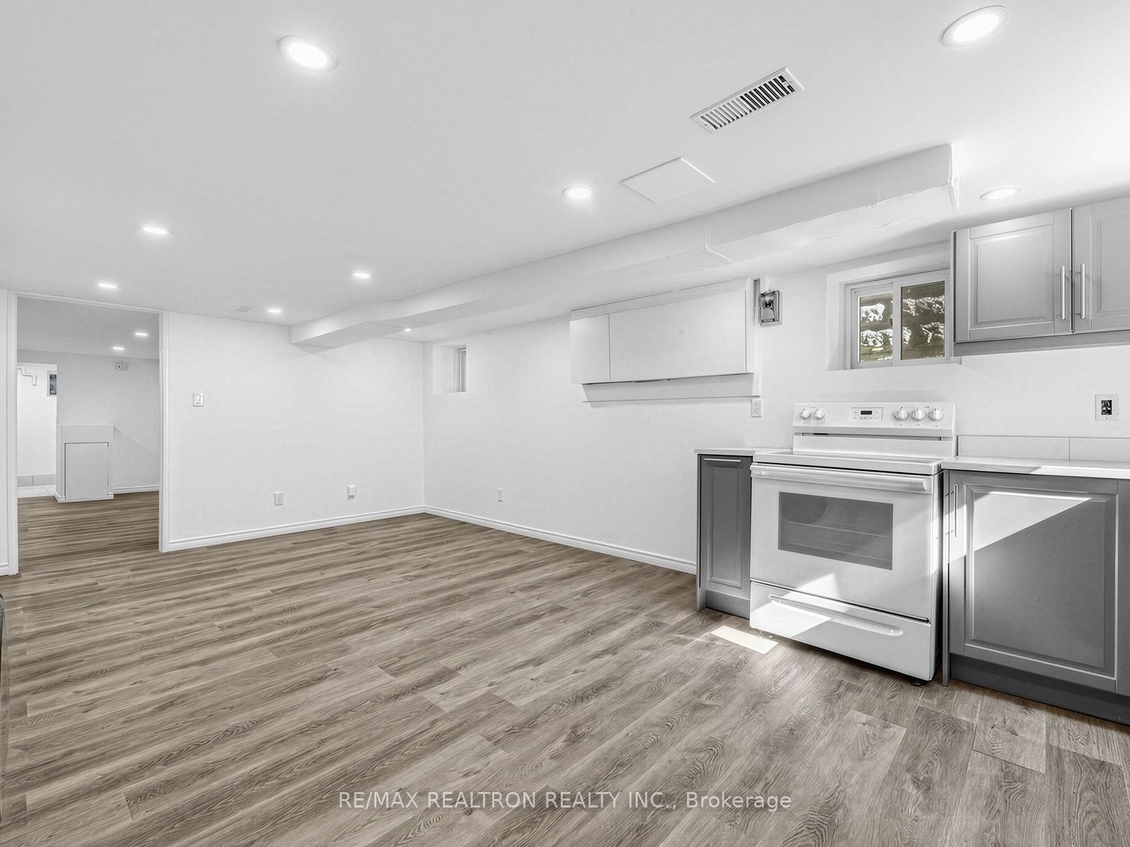 Photo 12 of Unit Bsmt, 1939 Davenport Road, Toronto, Weston-Pellam Park — HOMEH