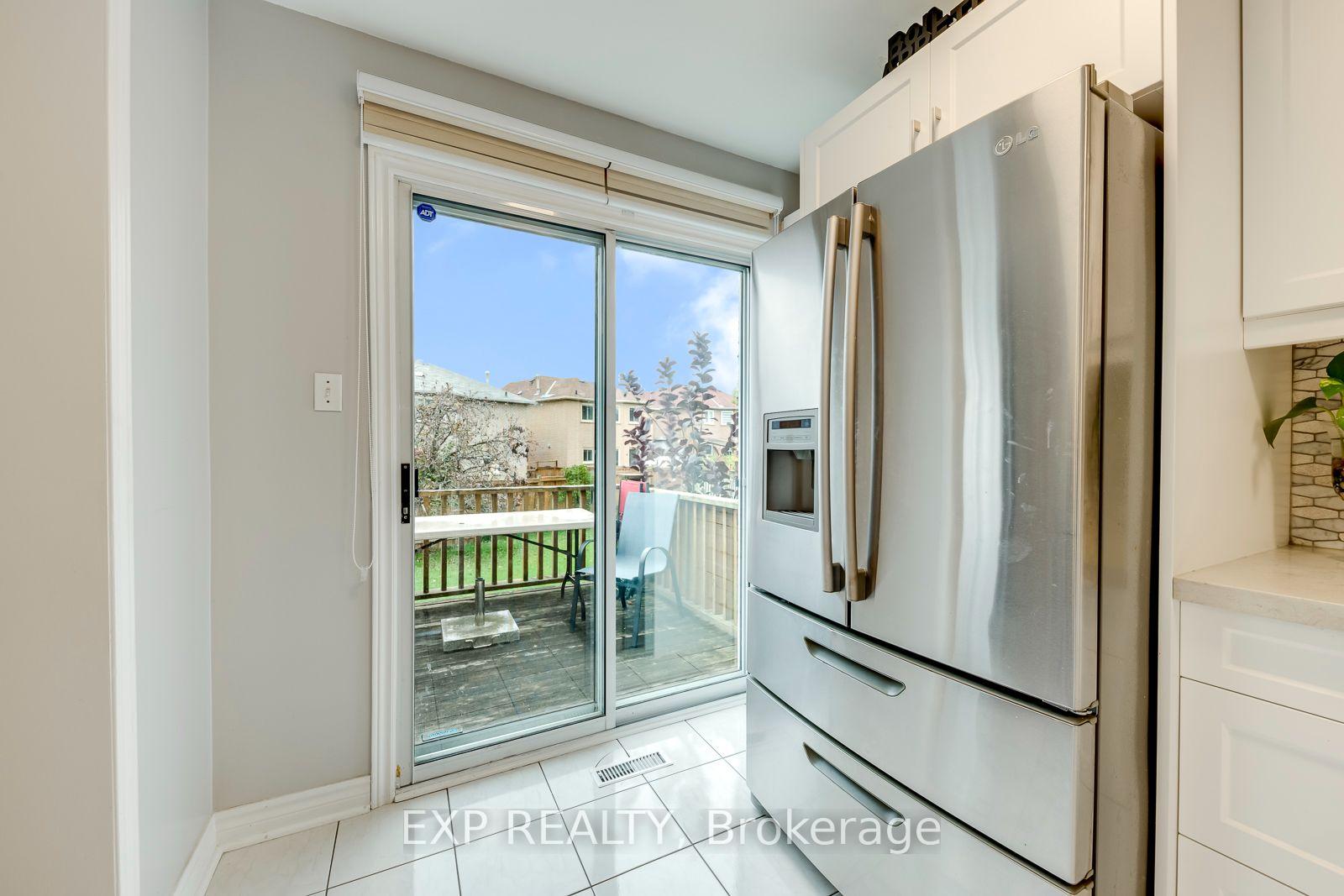 Photo 20 of 19 Horned Owl Drive, Brampton, Sandringham-Wellington — HOMEH