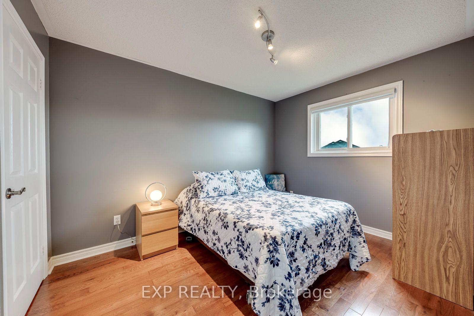 Photo 29 of 19 Horned Owl Drive, Brampton, Sandringham-Wellington — HOMEH