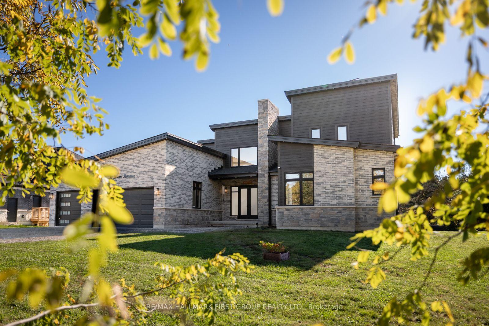 Photo 4 of 11 Jones Avenue, Clarington, Rural Clarington — HOMEH