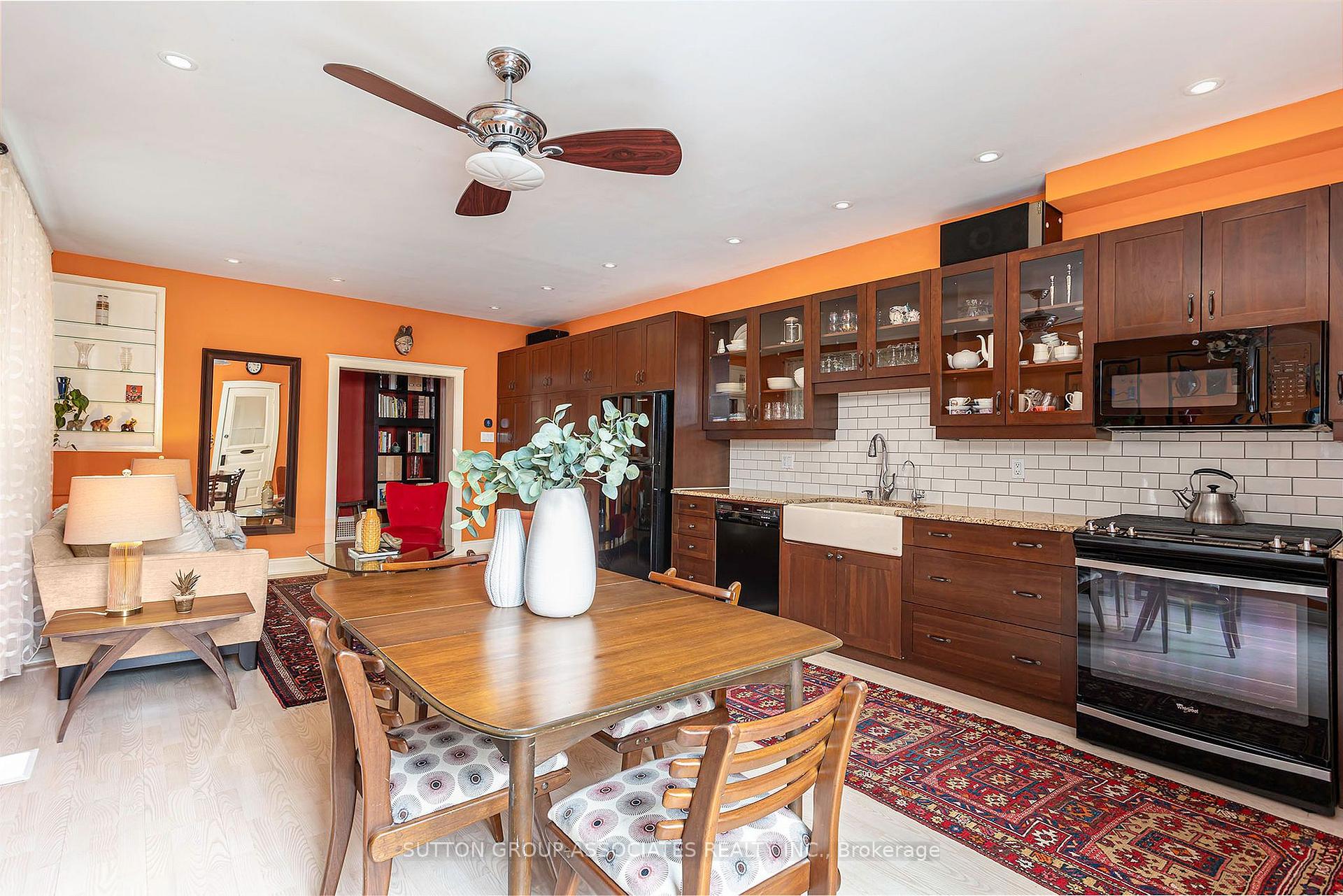 Photo 12 of 257 Perth Avenue, Toronto, Dovercourt-Wallace Emerson-Junction — HOMEH