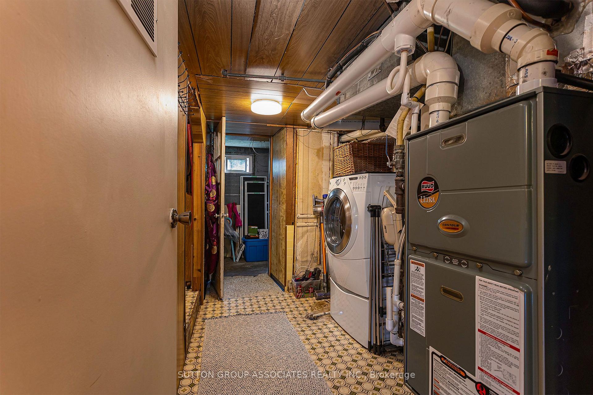 Photo 37 of 257 Perth Avenue, Toronto, Dovercourt-Wallace Emerson-Junction — HOMEH