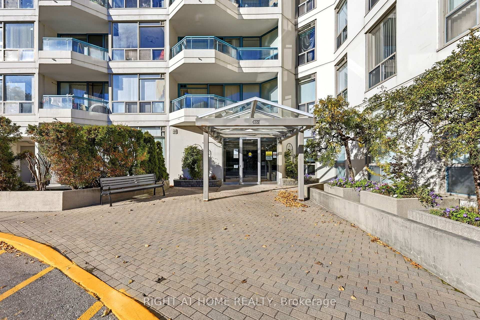 Photo 1 of Unit 816, 4727 Sheppard Avenue E, Scarborough, Agincourt South-Malvern West — HOMEH