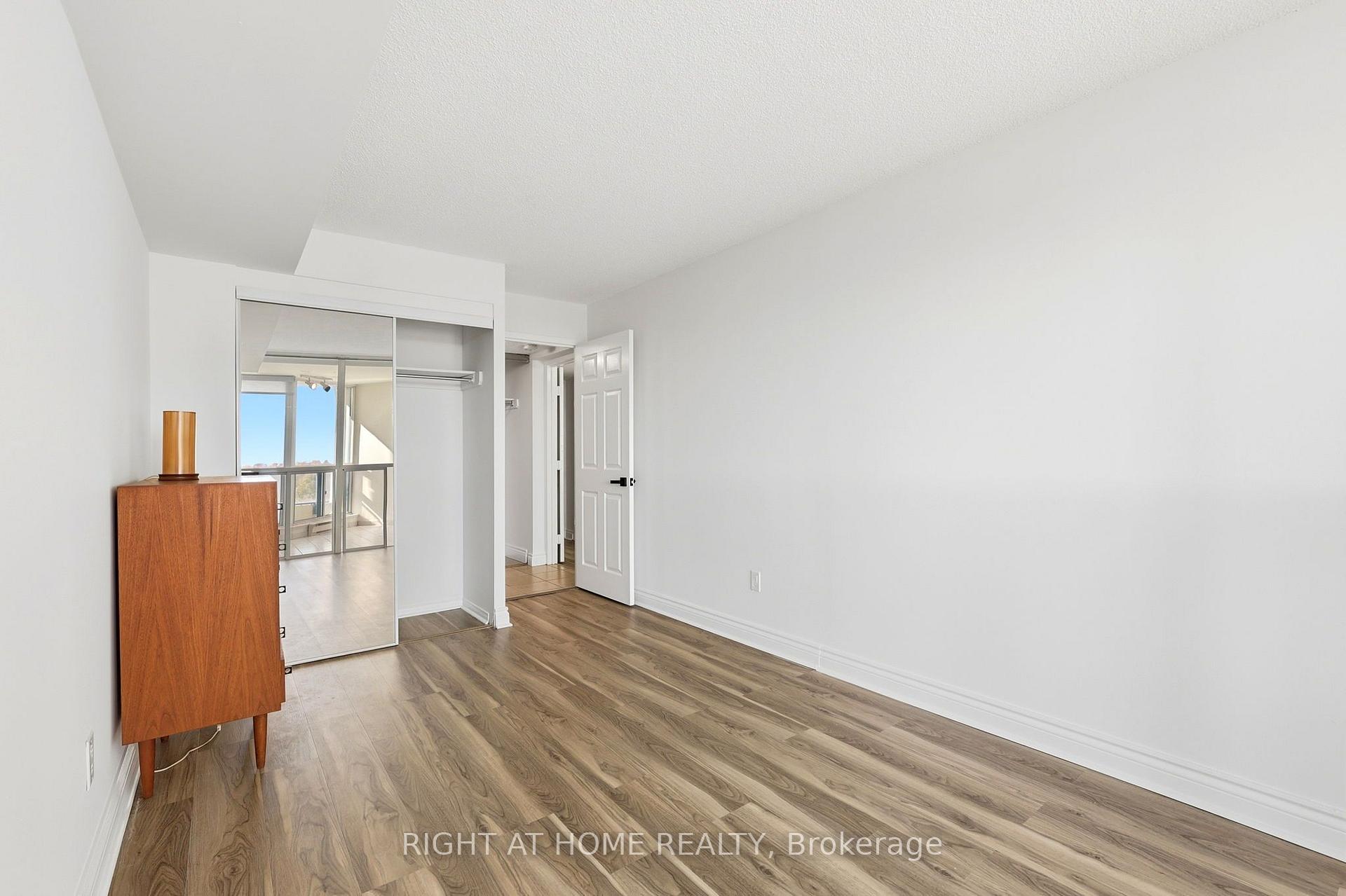 Photo 20 of Unit 816, 4727 Sheppard Avenue E, Scarborough, Agincourt South-Malvern West — HOMEH