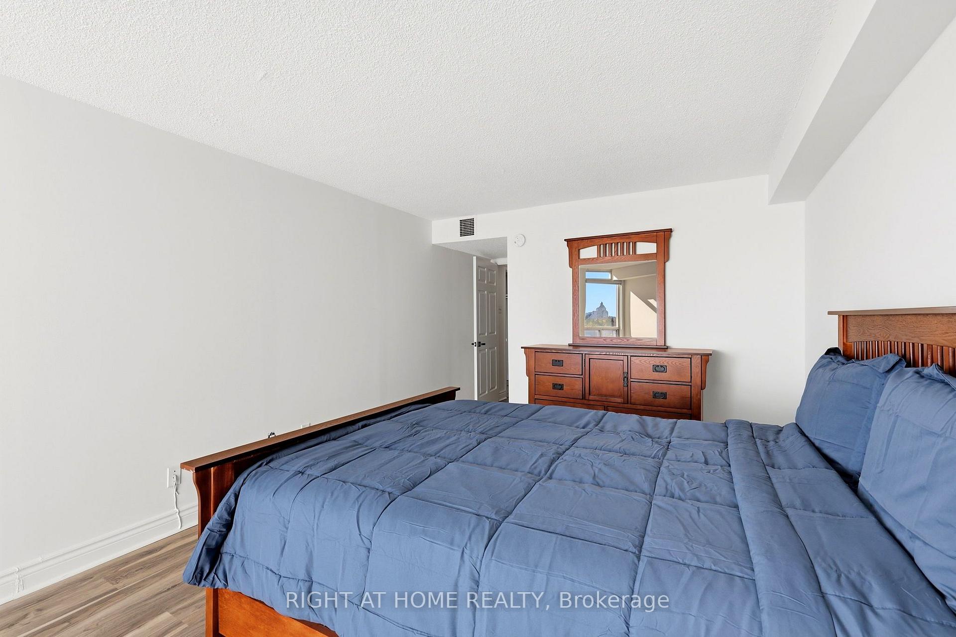 Photo 24 of Unit 816, 4727 Sheppard Avenue E, Scarborough, Agincourt South-Malvern West — HOMEH