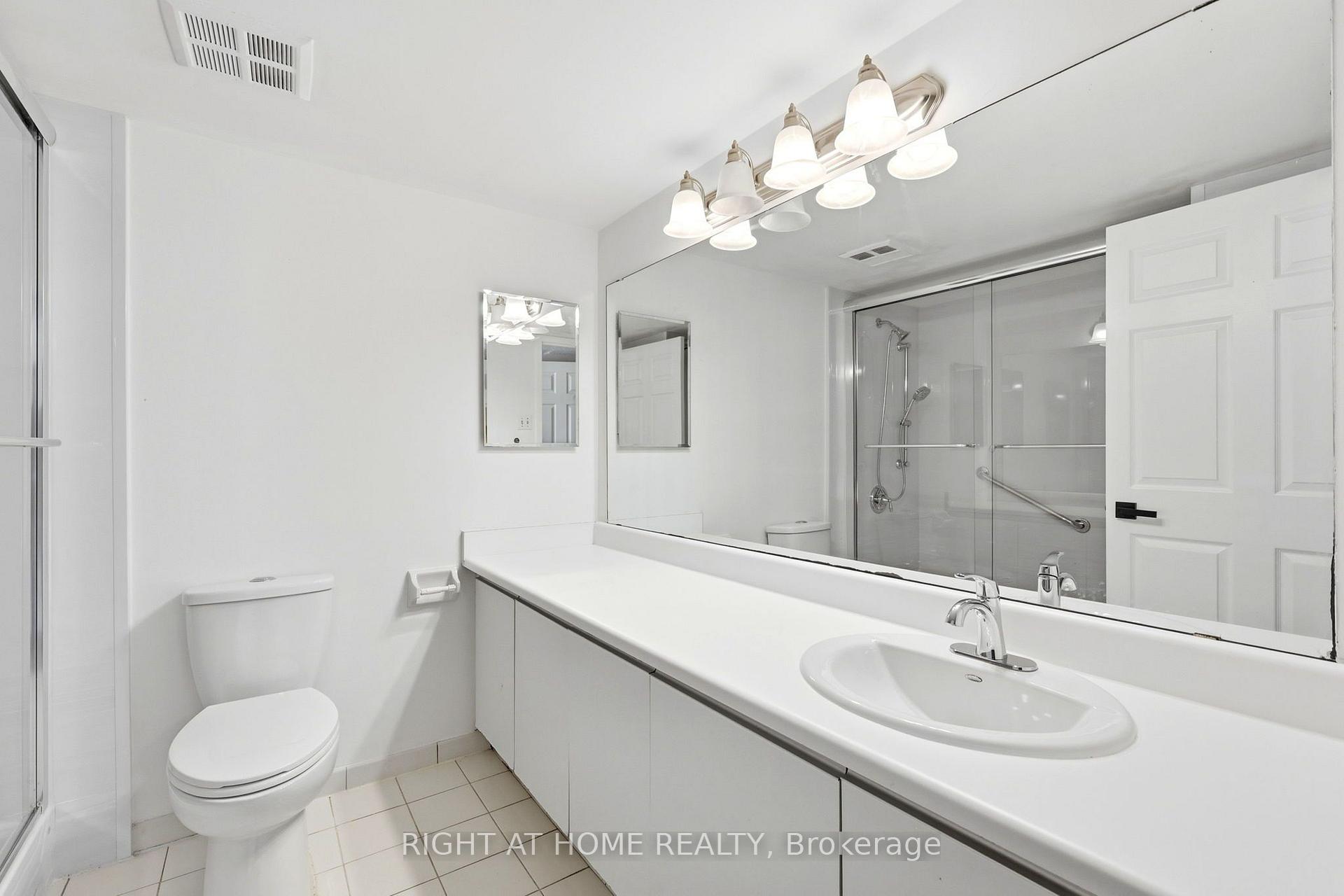 Photo 26 of Unit 816, 4727 Sheppard Avenue E, Scarborough, Agincourt South-Malvern West — HOMEH