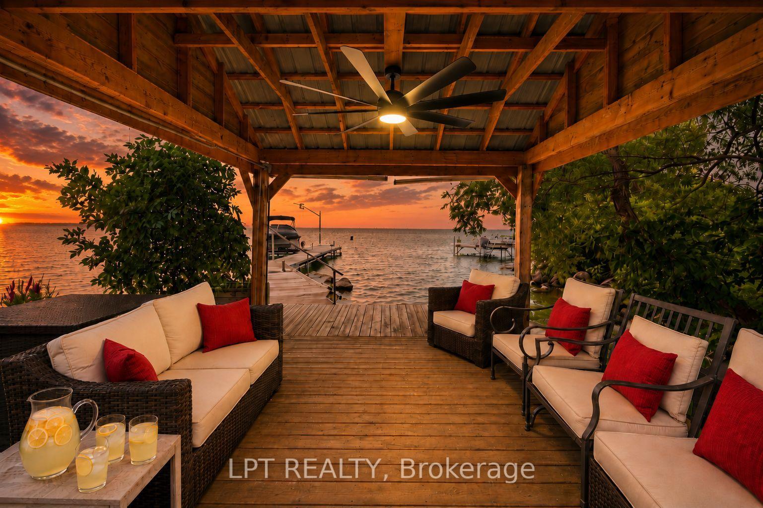 Photo 9 of 427 Lake Drive E, Georgina, Historic Lakeshore Communities — HOMEH