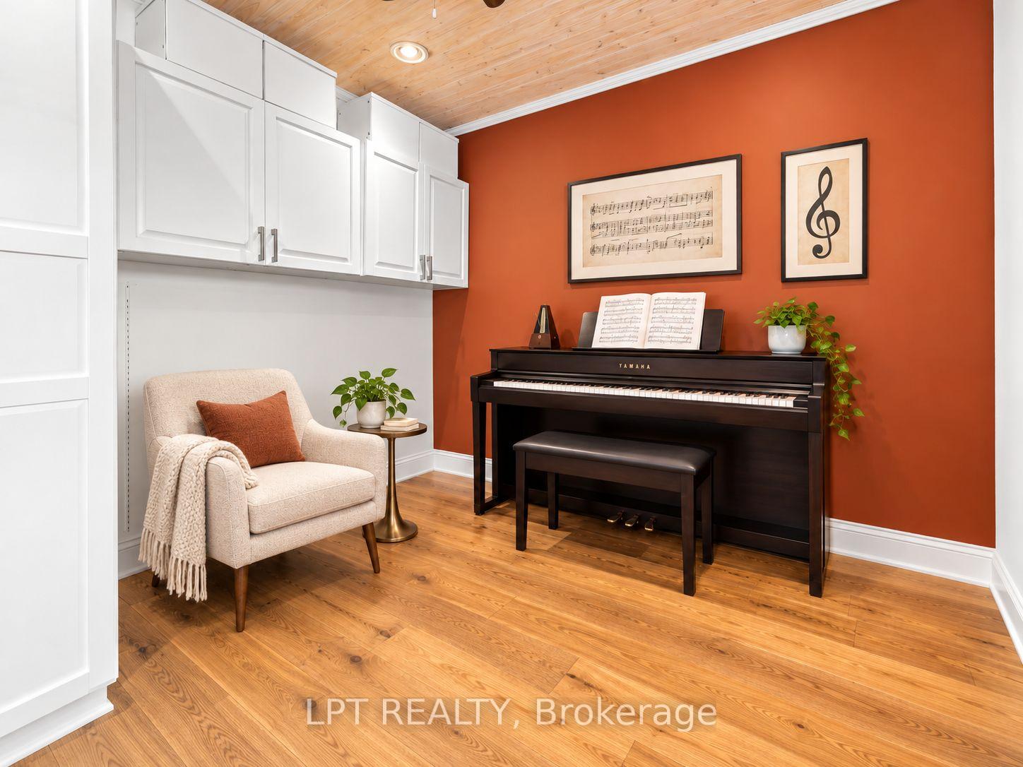 Photo 31 of 427 Lake Drive E, Georgina, Historic Lakeshore Communities — HOMEH