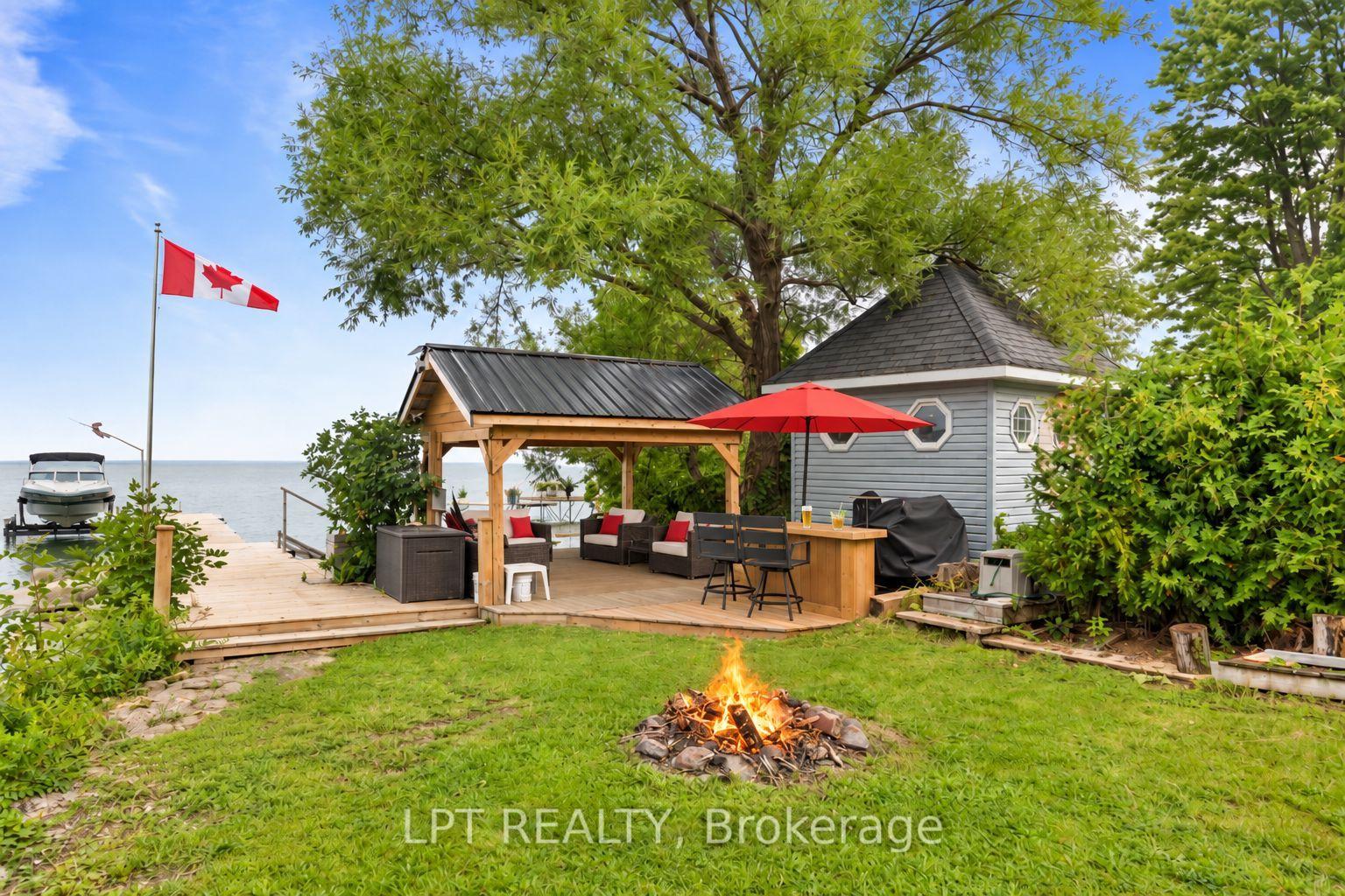 Photo 41 of 427 Lake Drive E, Georgina, Historic Lakeshore Communities — HOMEH