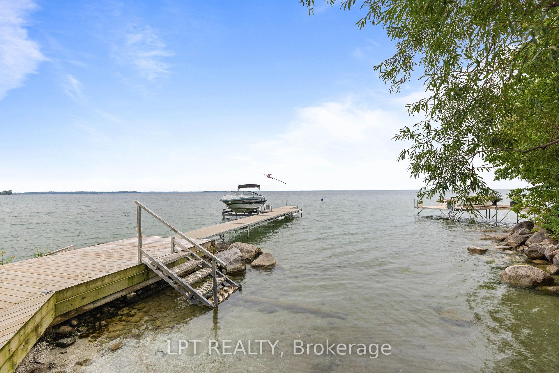 Photo 46 of 427 Lake Drive E, Georgina, Historic Lakeshore Communities — HOMEH
