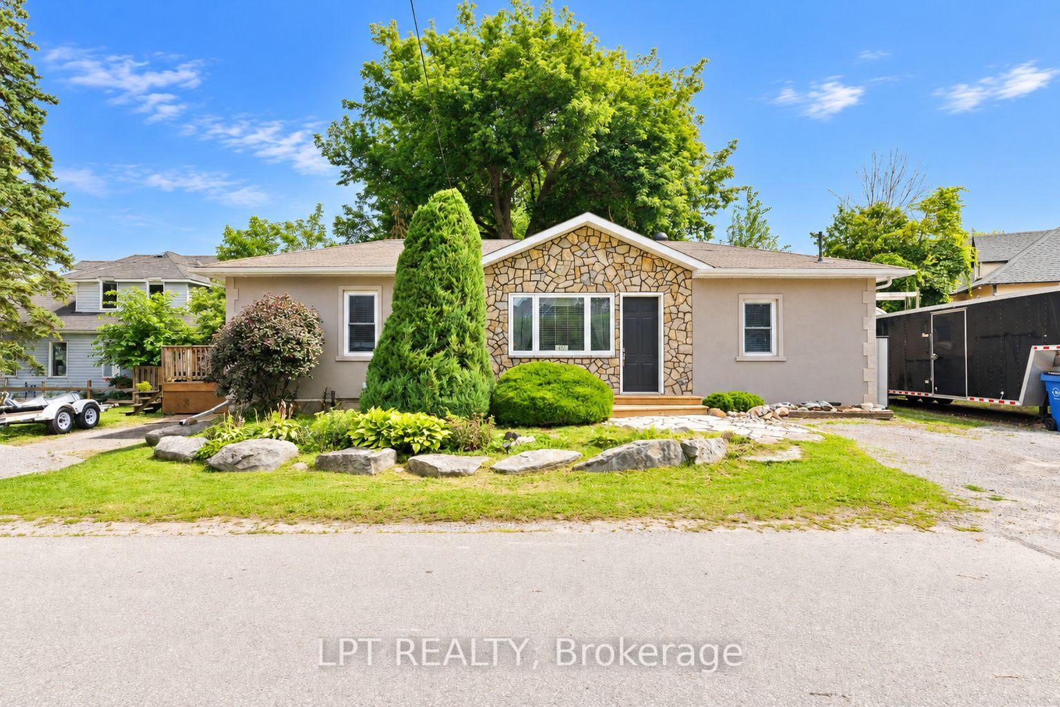 Photo 12 of 427 Lake Drive E, Georgina, Historic Lakeshore Communities — HOMEH
