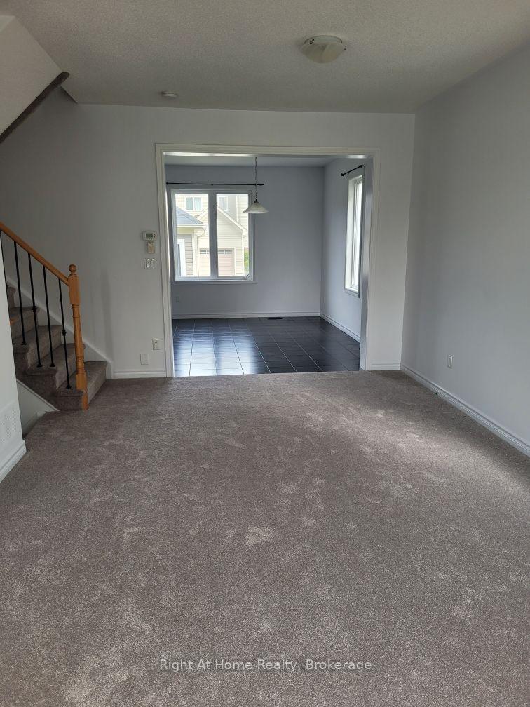 Photo 4 of 294 Brookhill Boulevard, Clarington, Bowmanville — HOMEH