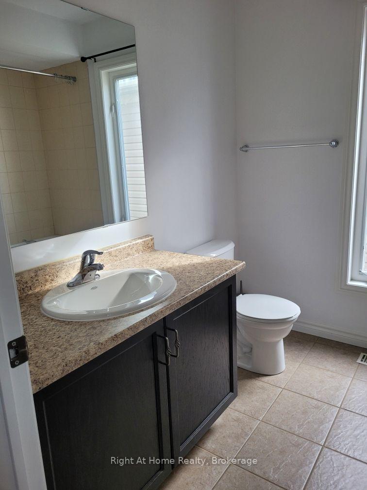 Photo 7 of 294 Brookhill Boulevard, Clarington, Bowmanville — HOMEH