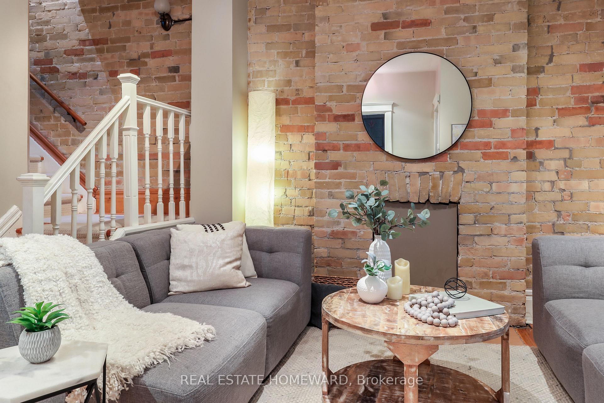 Photo 9 of 207 Waverley Road, Toronto, The Beaches — HOMEH