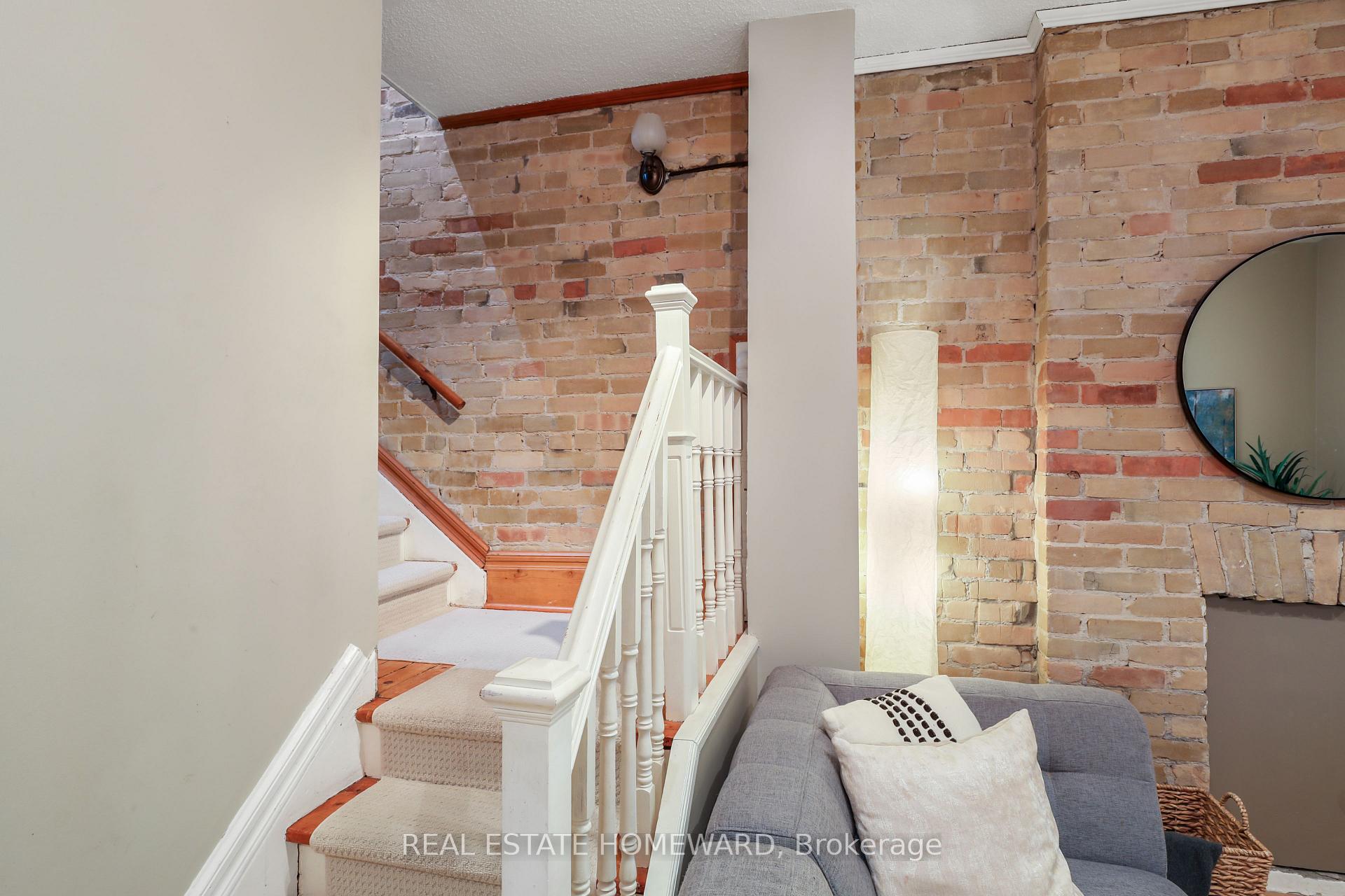 Photo 20 of 207 Waverley Road, Toronto, The Beaches — HOMEH