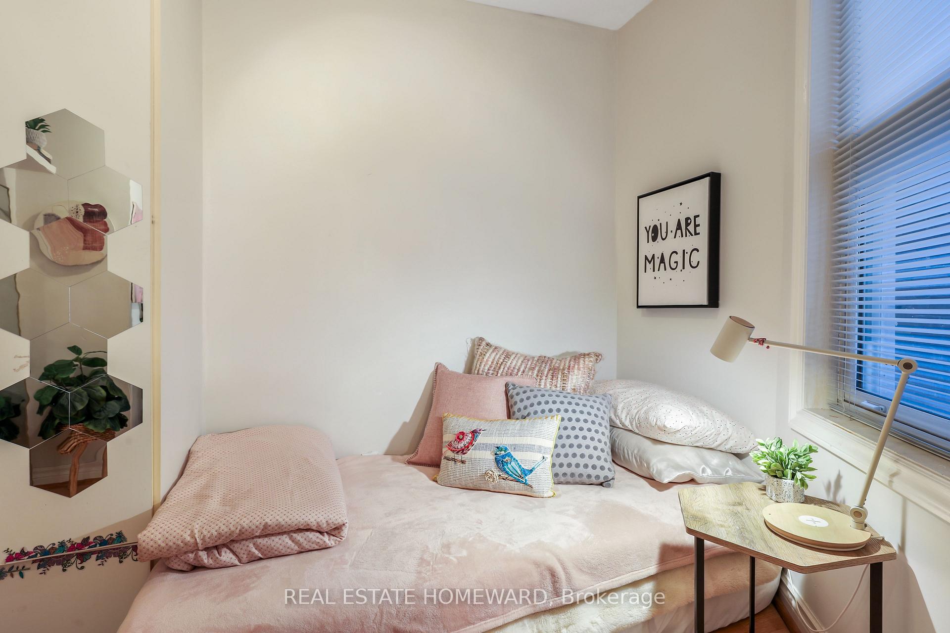 Photo 23 of 207 Waverley Road, Toronto, The Beaches — HOMEH