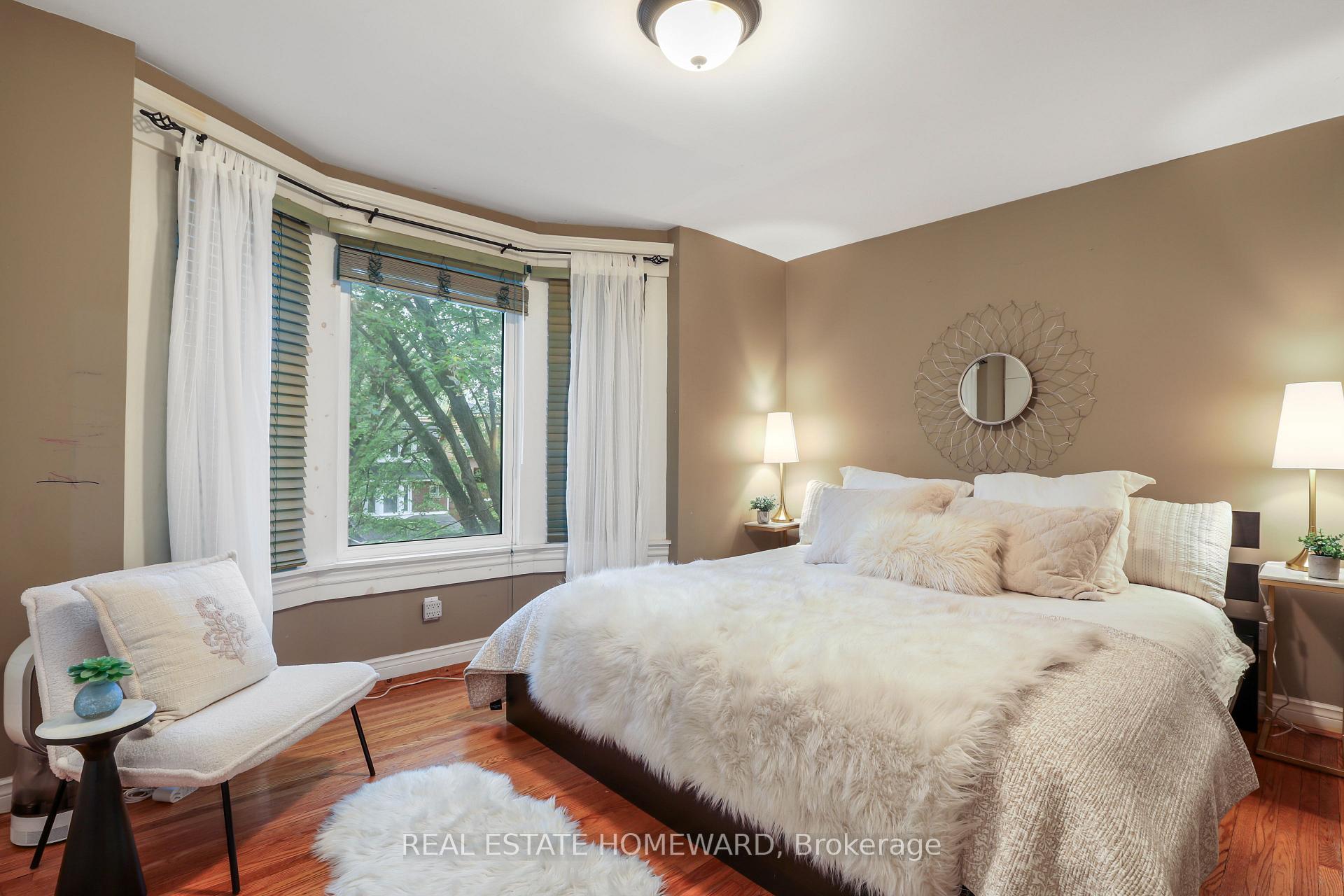 Photo 24 of 207 Waverley Road, Toronto, The Beaches — HOMEH