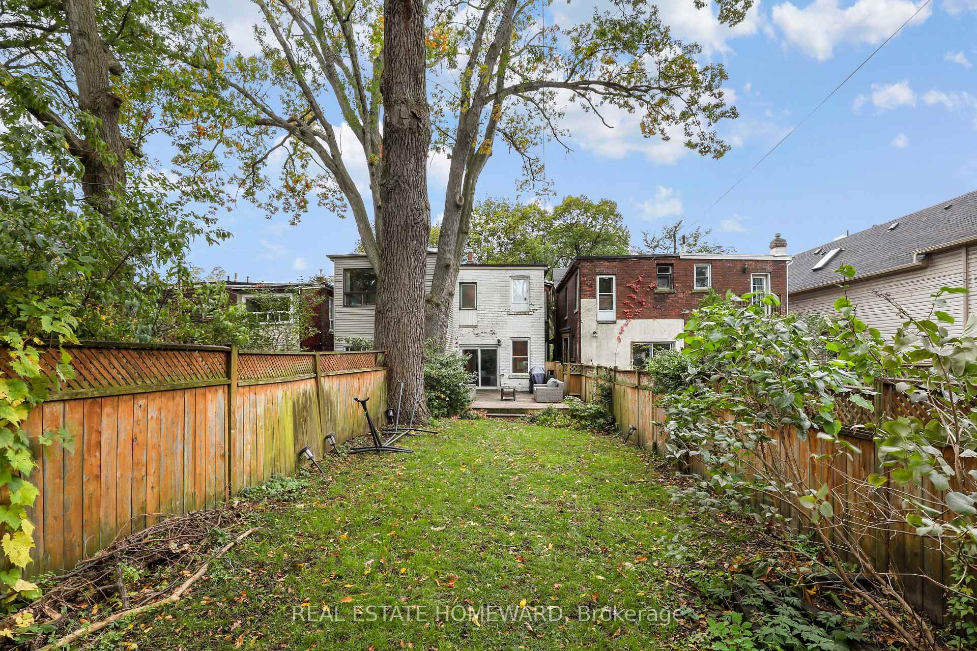 Photo 39 of 207 Waverley Road, Toronto, The Beaches — HOMEH