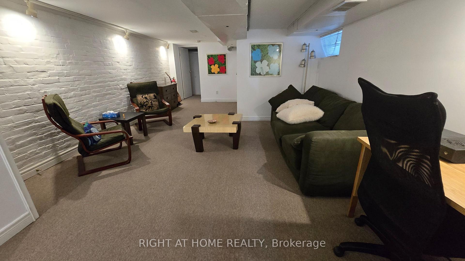Photo 4 of 261 Grace Street, Toronto, Palmerston-Little Italy — HOMEH