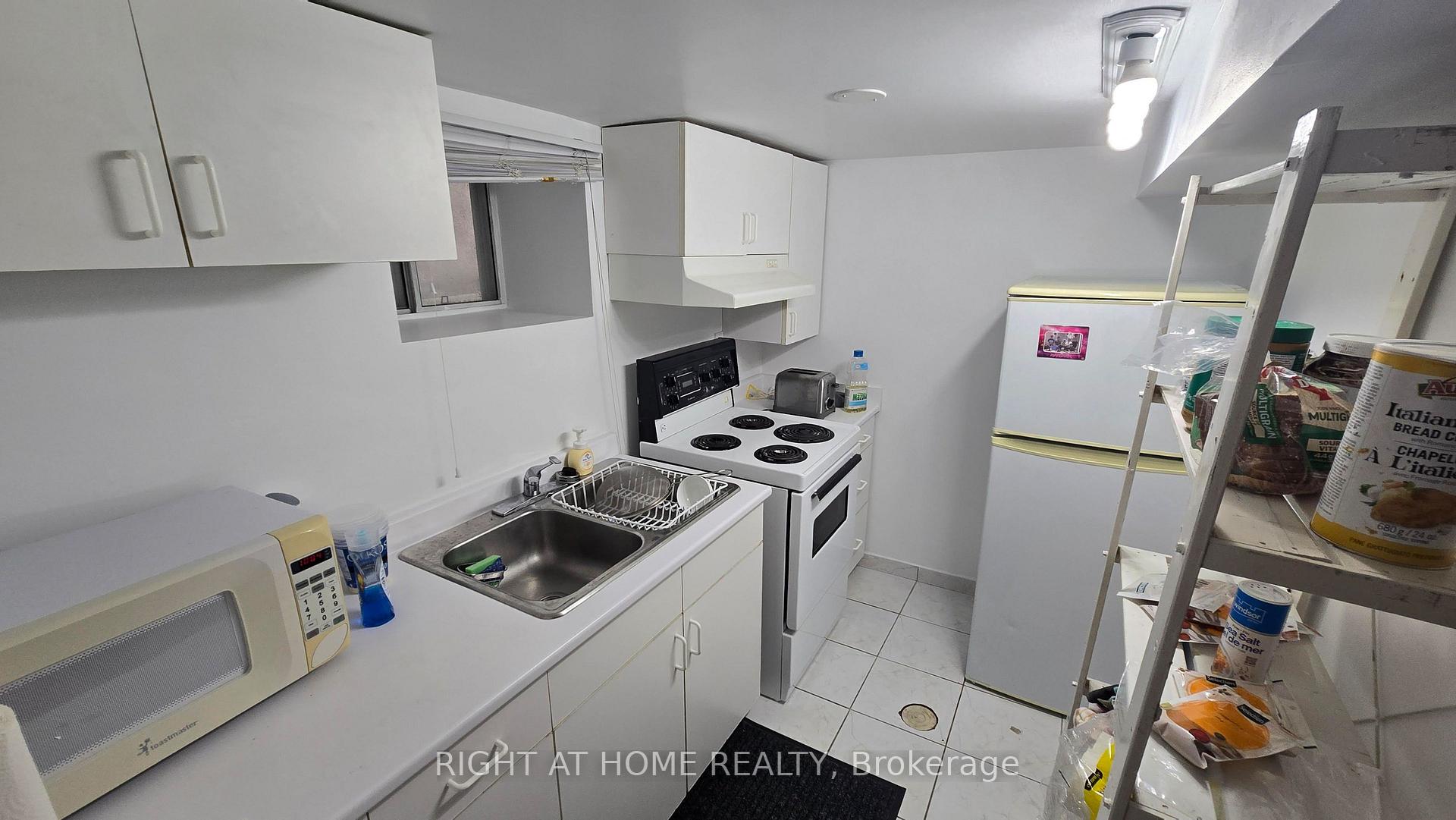 Photo 7 of 261 Grace Street, Toronto, Palmerston-Little Italy — HOMEH