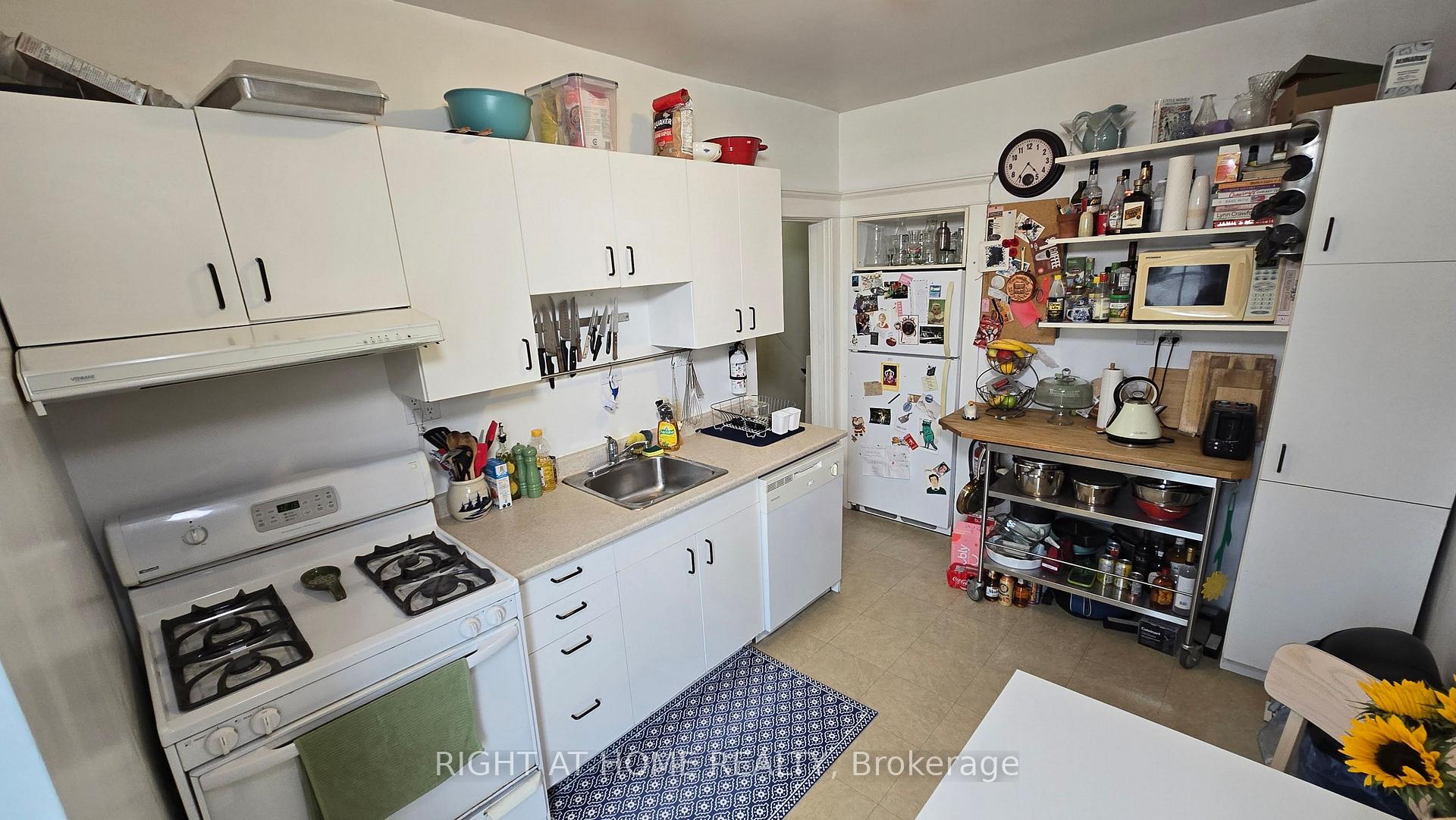 Photo 16 of 261 Grace Street, Toronto, Palmerston-Little Italy — HOMEH